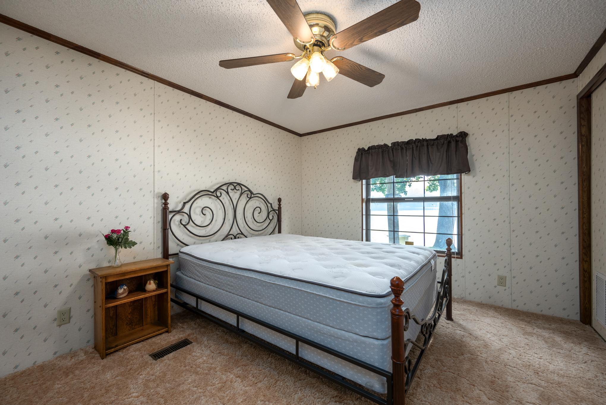 1602 168 Street Property Photo 19