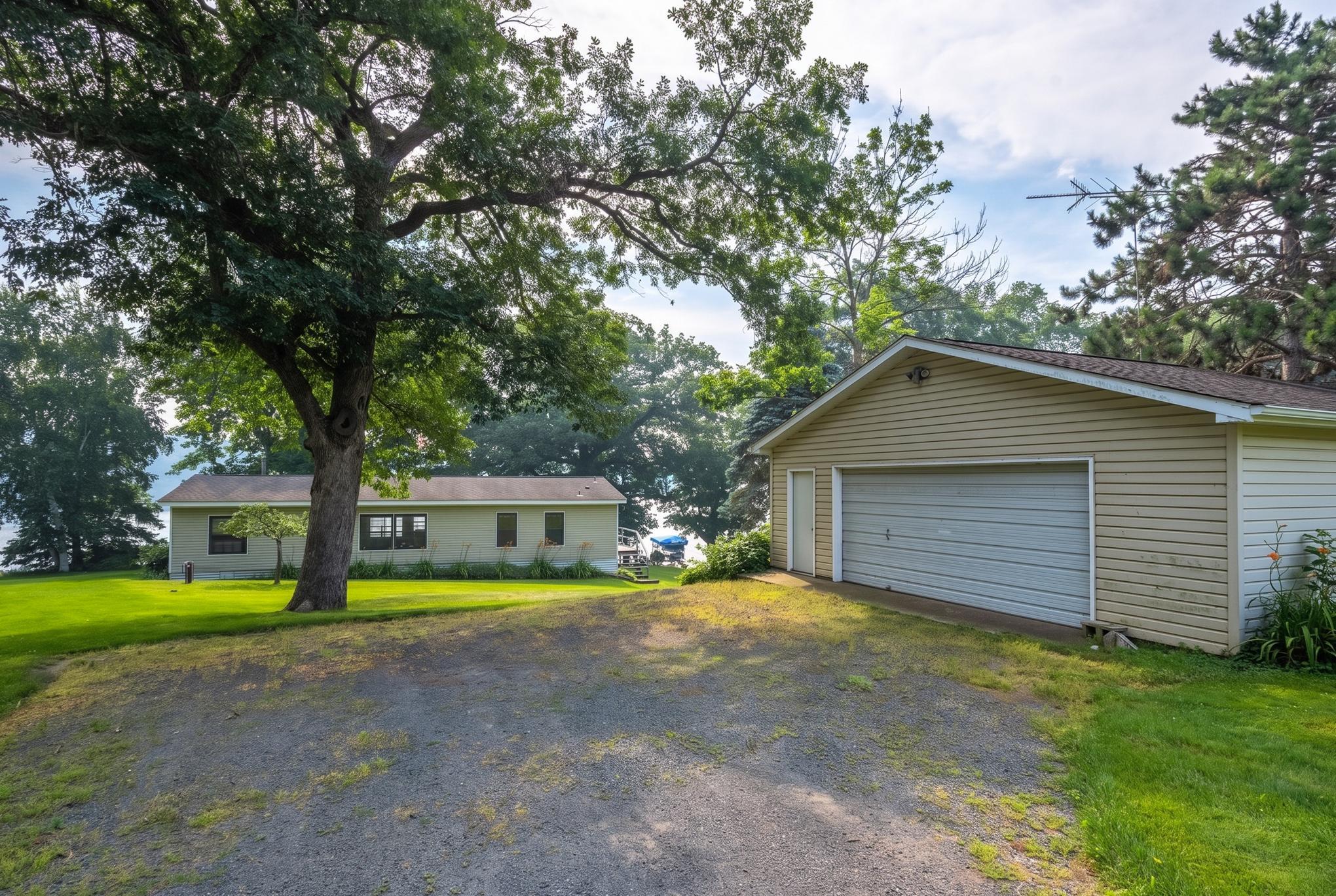 1602 168 Street Property Photo 35