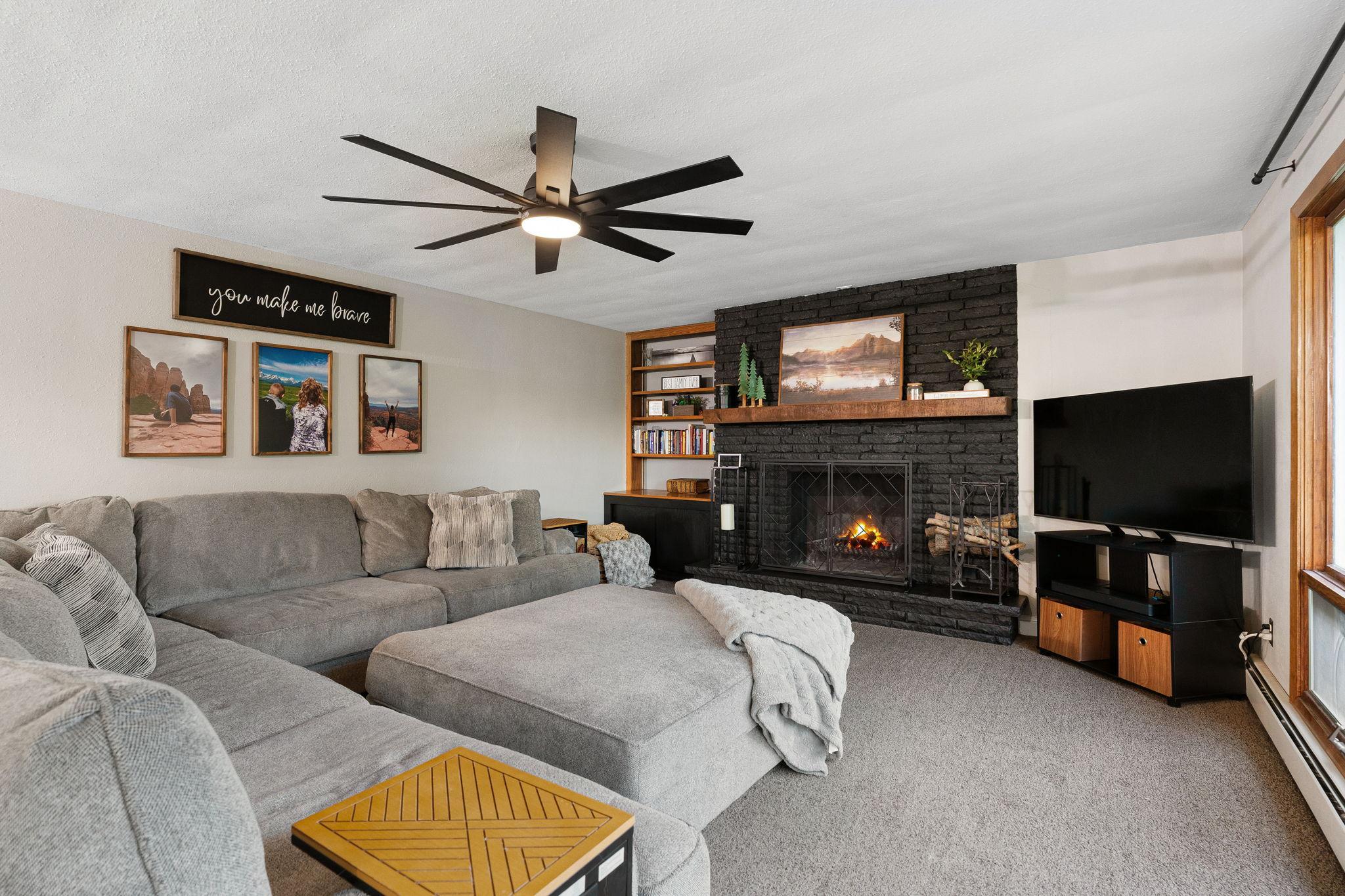 1817 S Shore Drive Property Photo 21