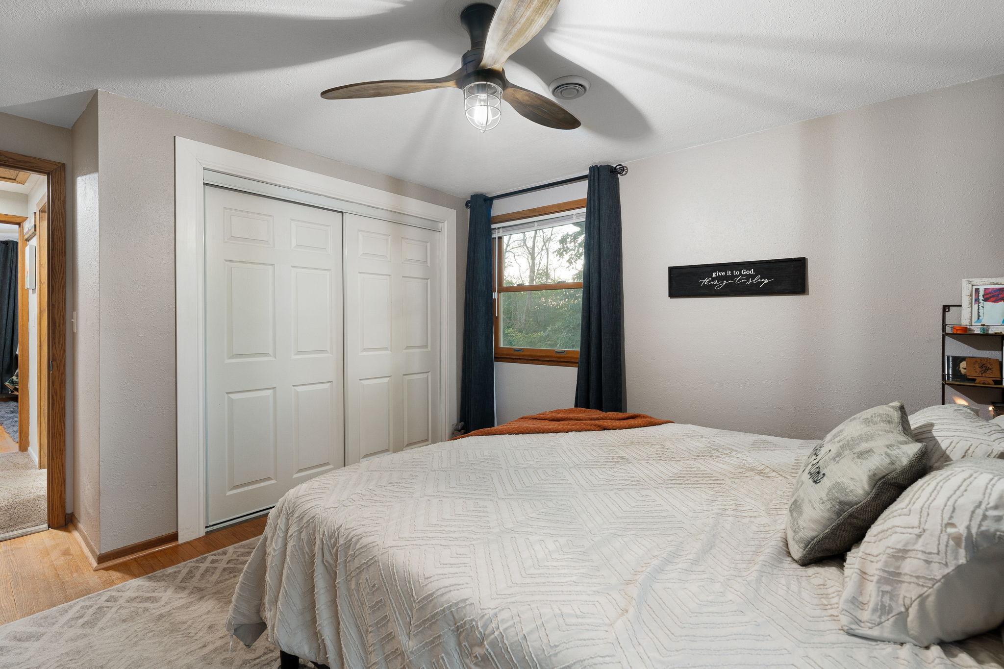 1817 S Shore Drive Property Photo 24