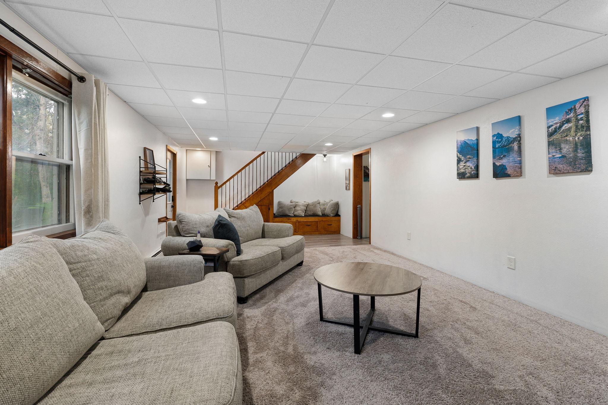 1817 S Shore Drive Property Photo 33