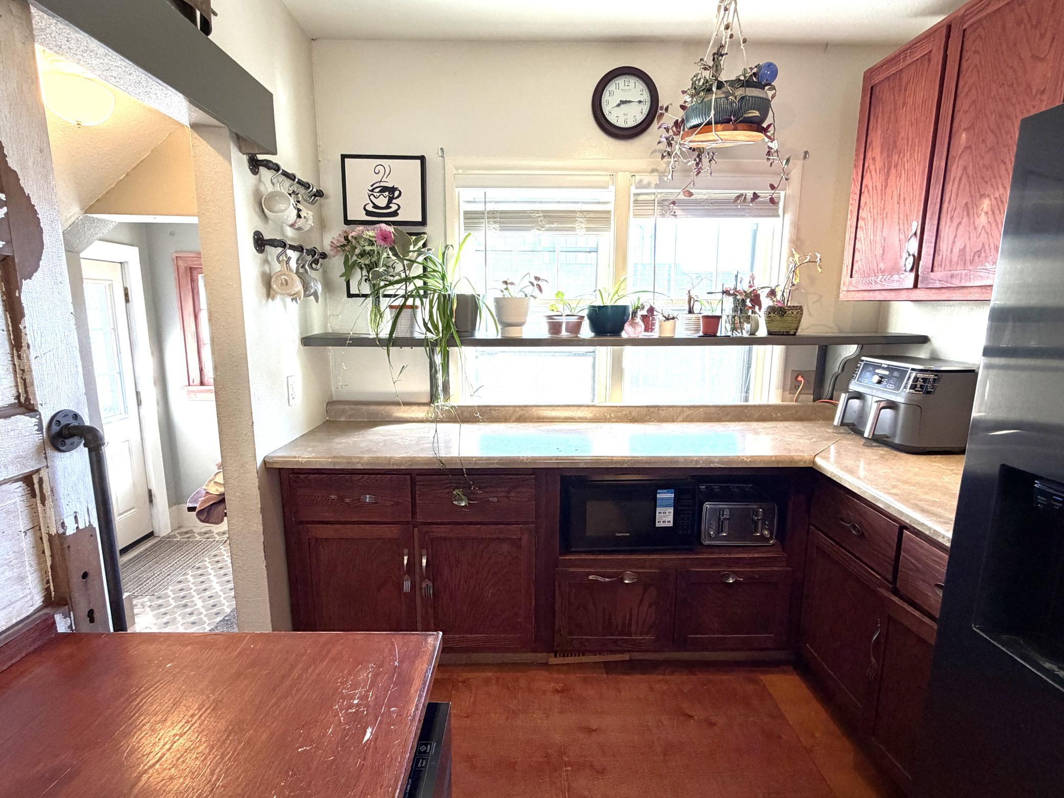207 S Johnson Avenue Property Photo 13