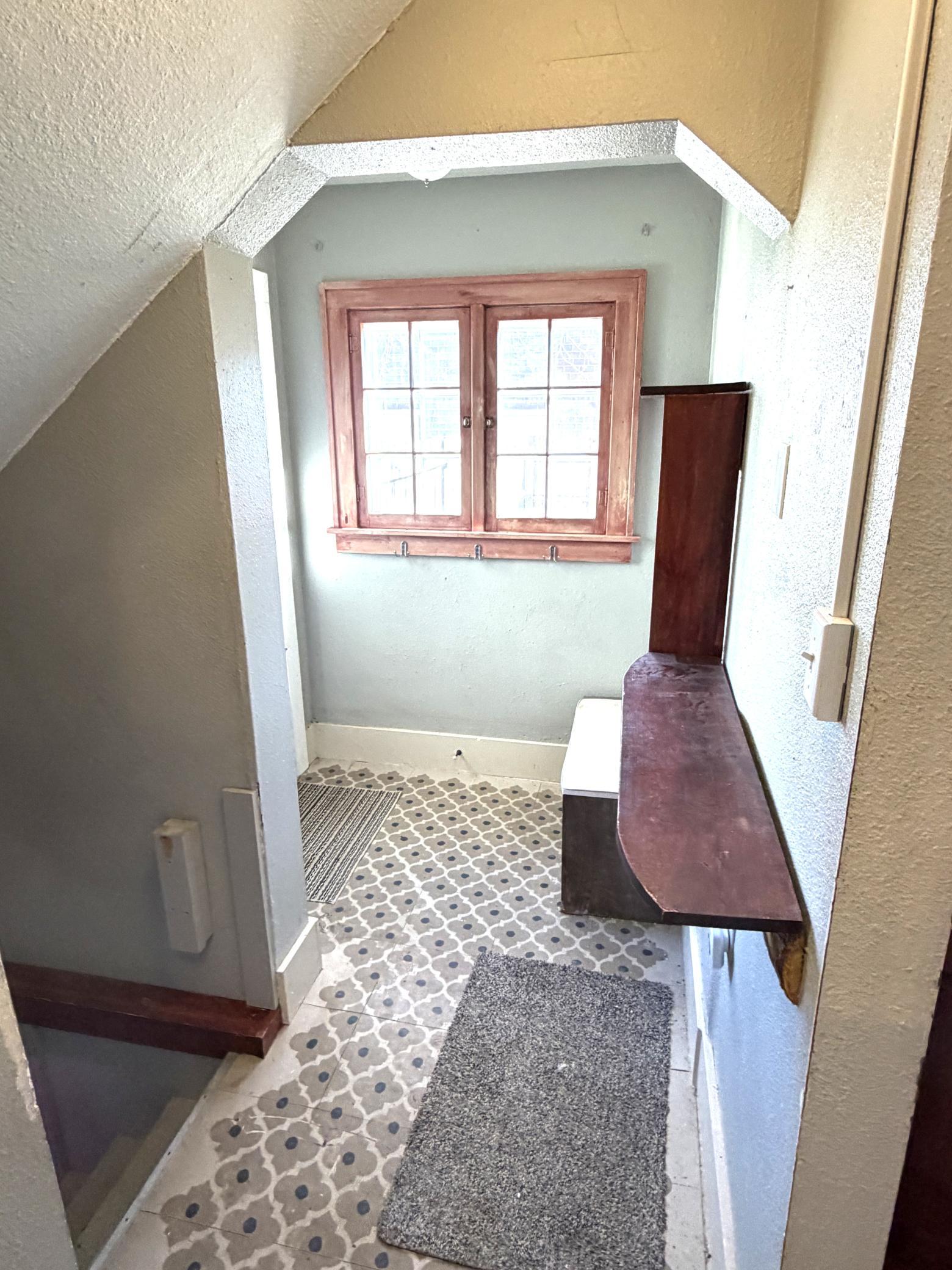 207 S Johnson Avenue Property Photo 34