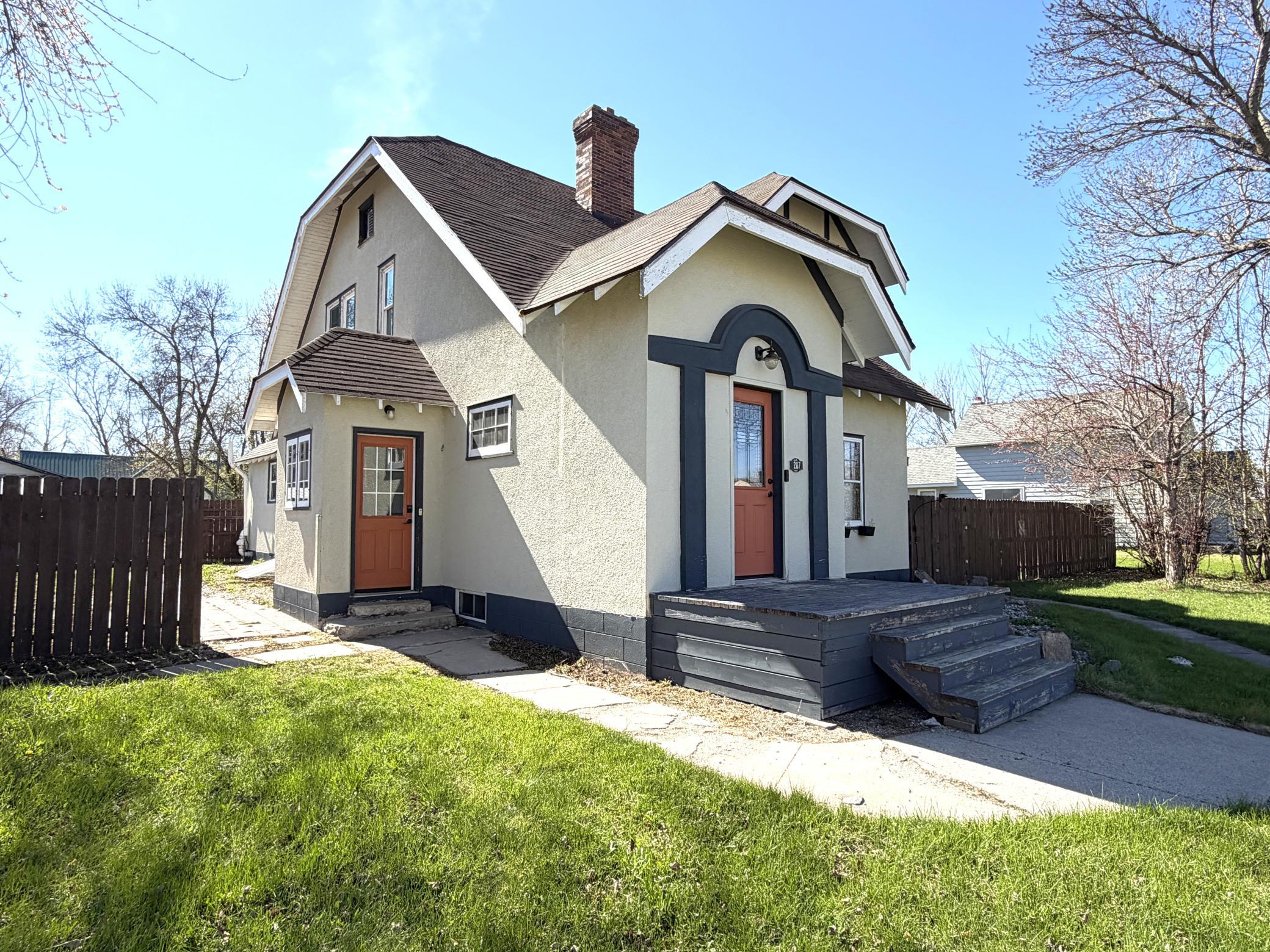 207 S Johnson Avenue Property Photo 52