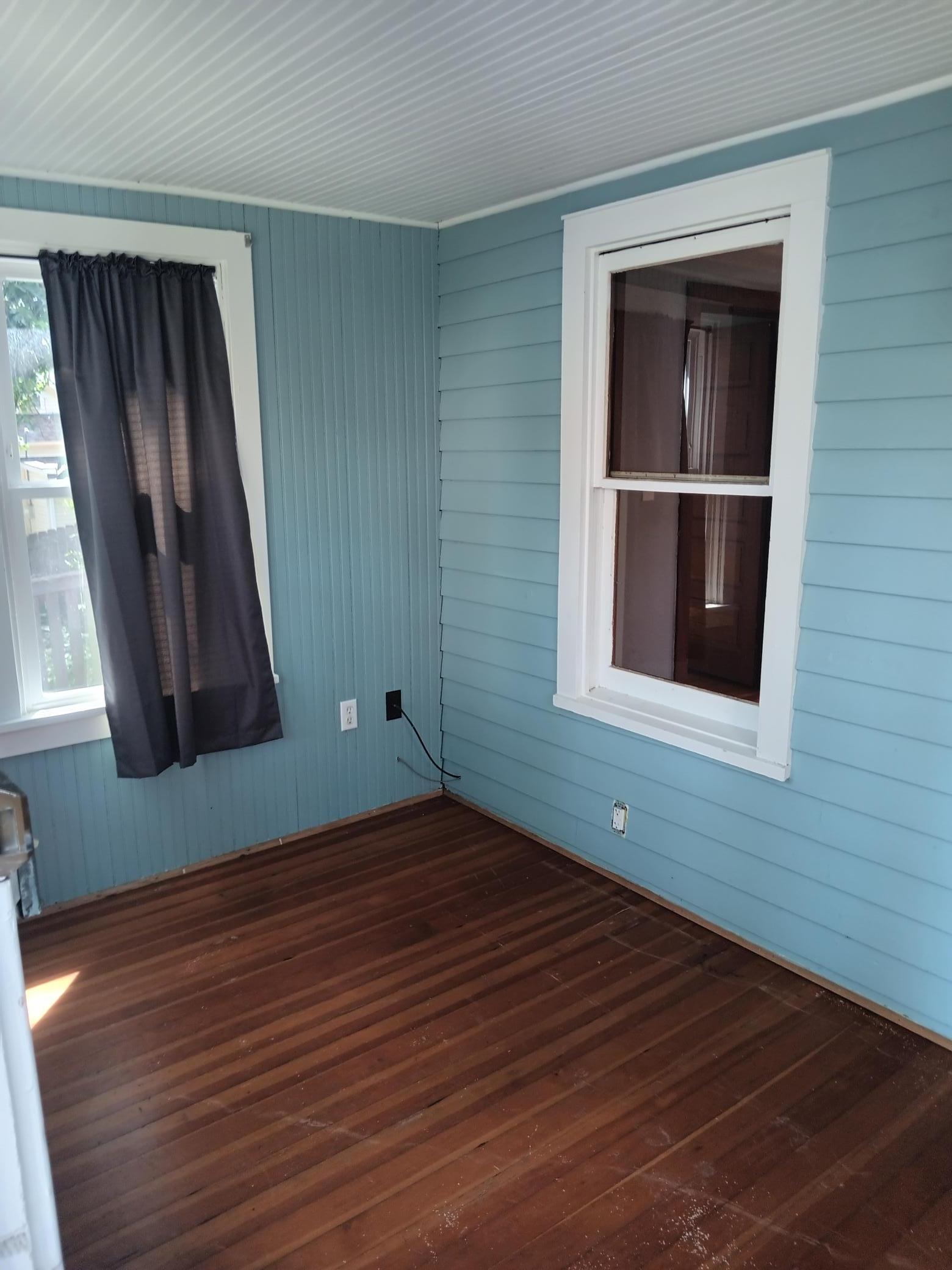 204 3rd Street E Property Photo 7