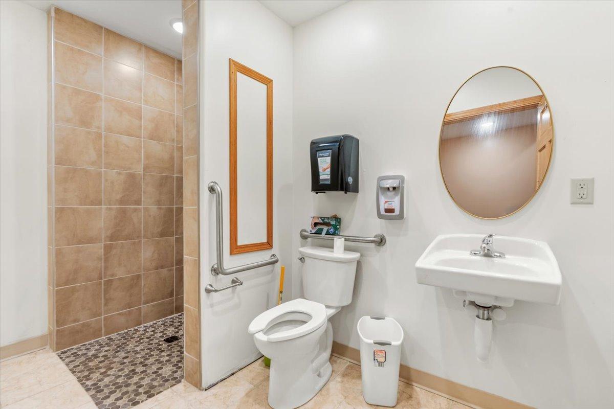 105 Central Boulevard Property Photo 15