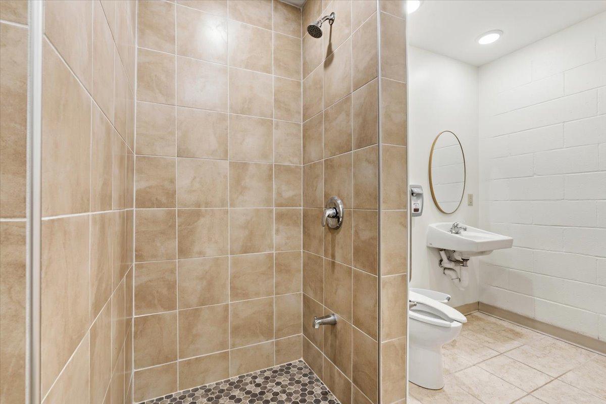 105 Central Boulevard Property Photo 16