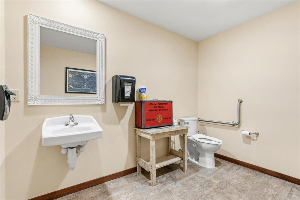 105 Central Boulevard Property Photo 31