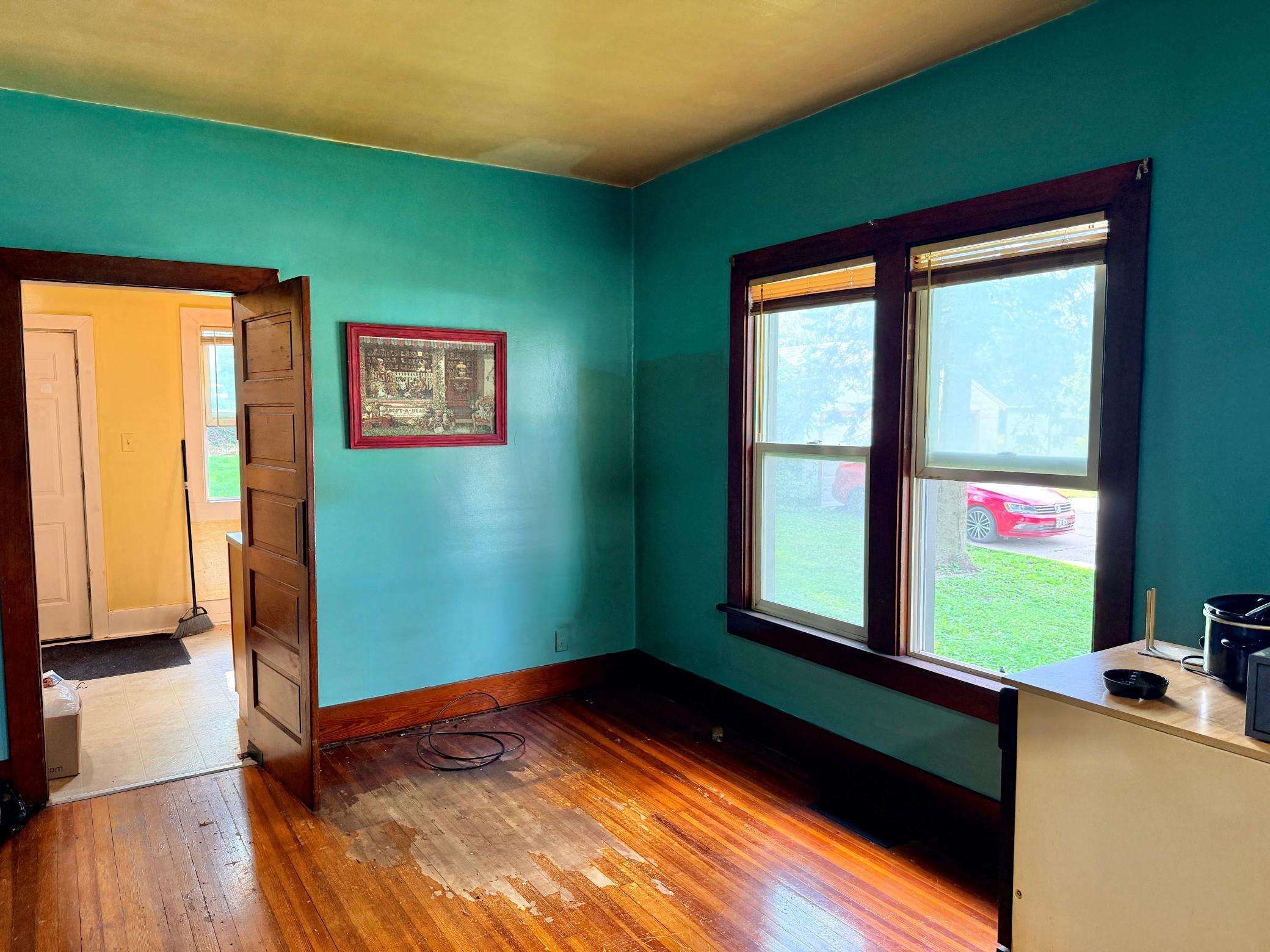 1405 S Broadway Avenue Property Photo 11