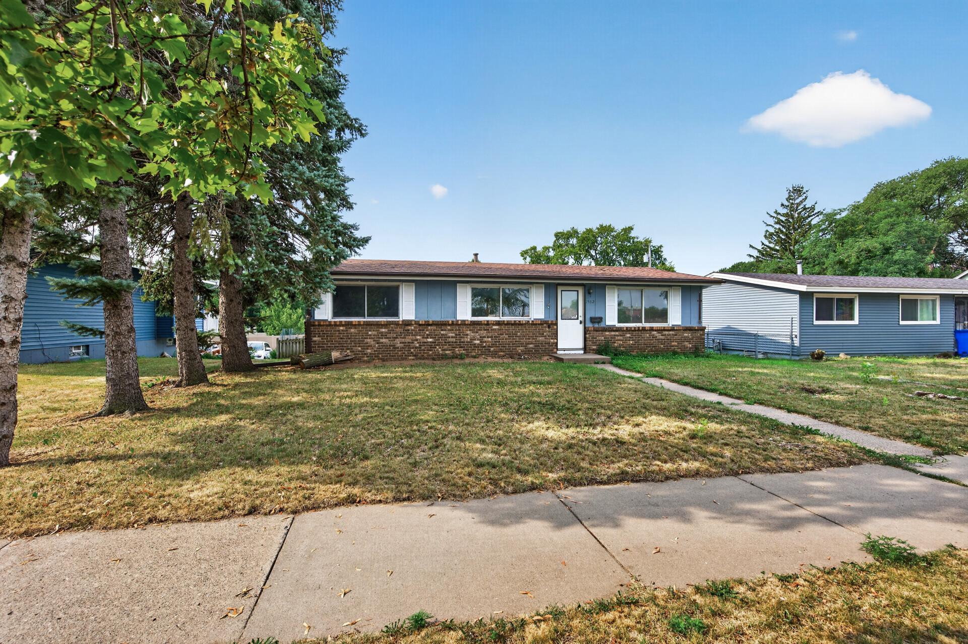 1582 3rd Street E Property Photo 3