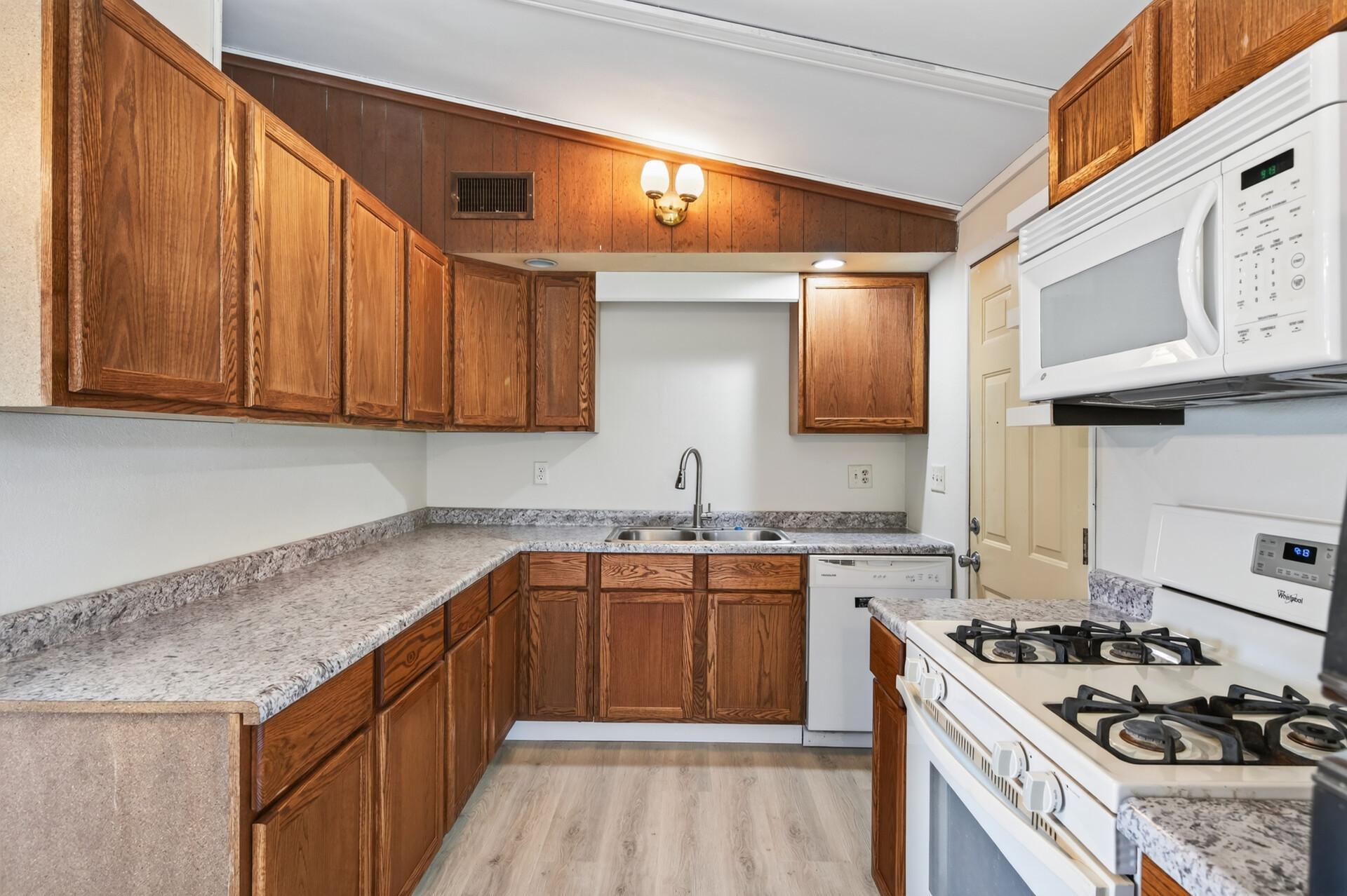 1582 3rd Street E Property Photo 13