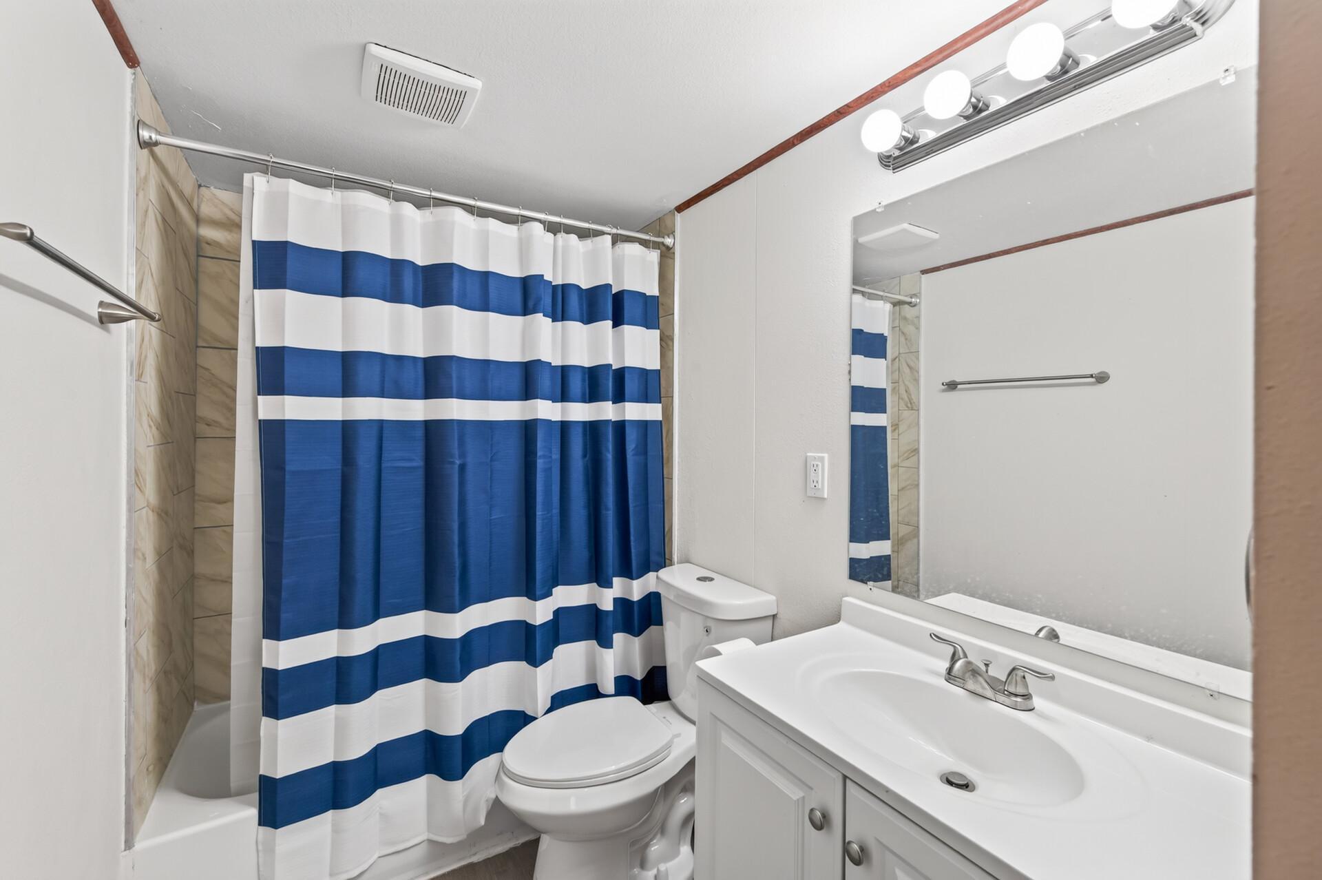 1582 3rd Street E Property Photo 18
