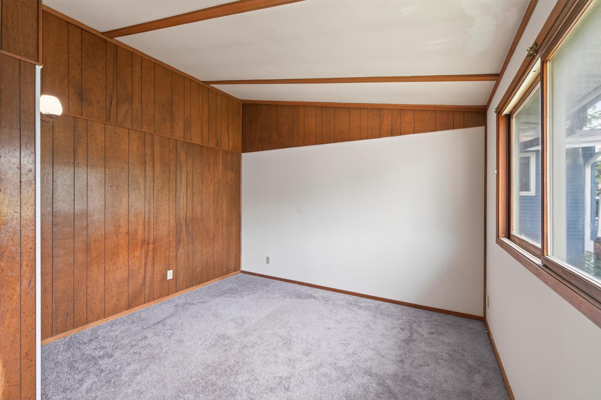 1582 3rd Street E Property Photo 21