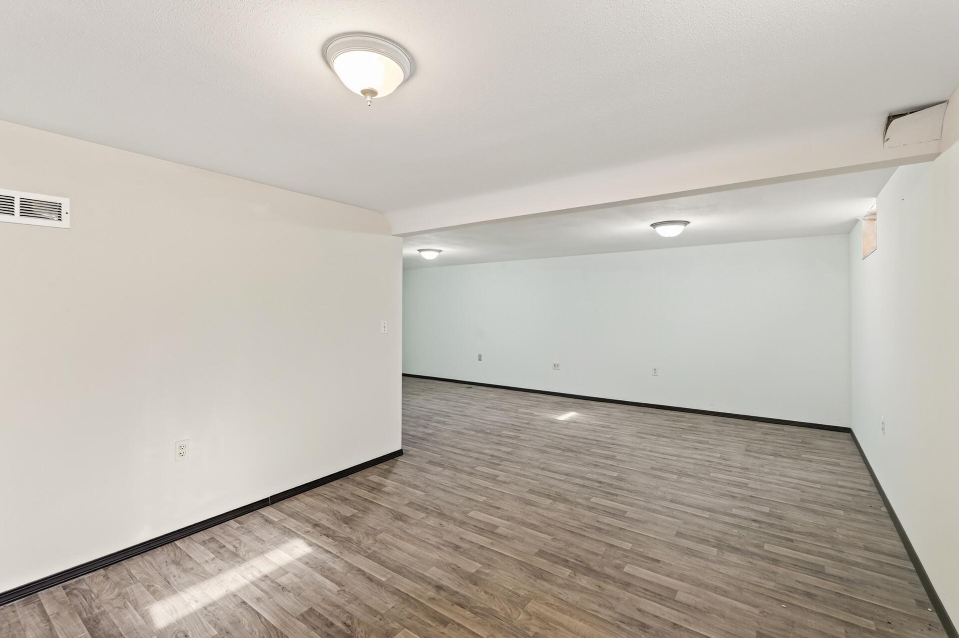 1582 3rd Street E Property Photo 28