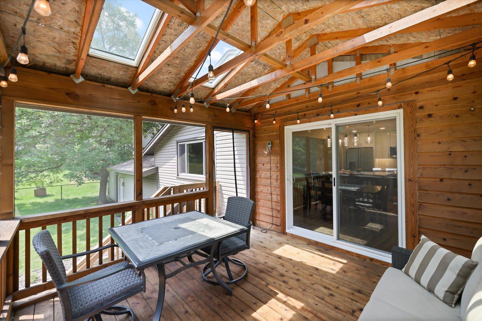 8944 Darnel Road Property Photo 17