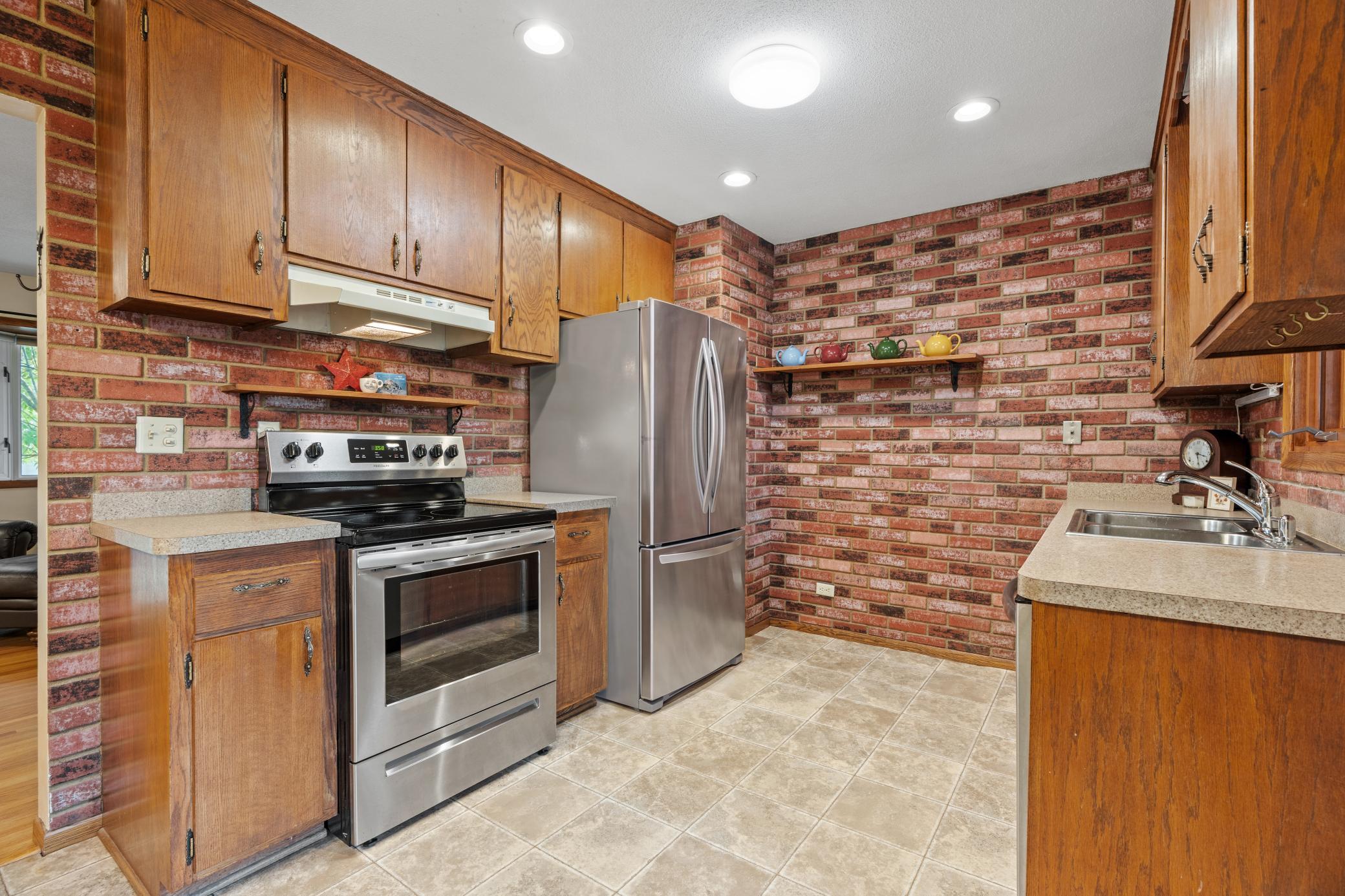 2207 Orchard Lane Property Photo 5