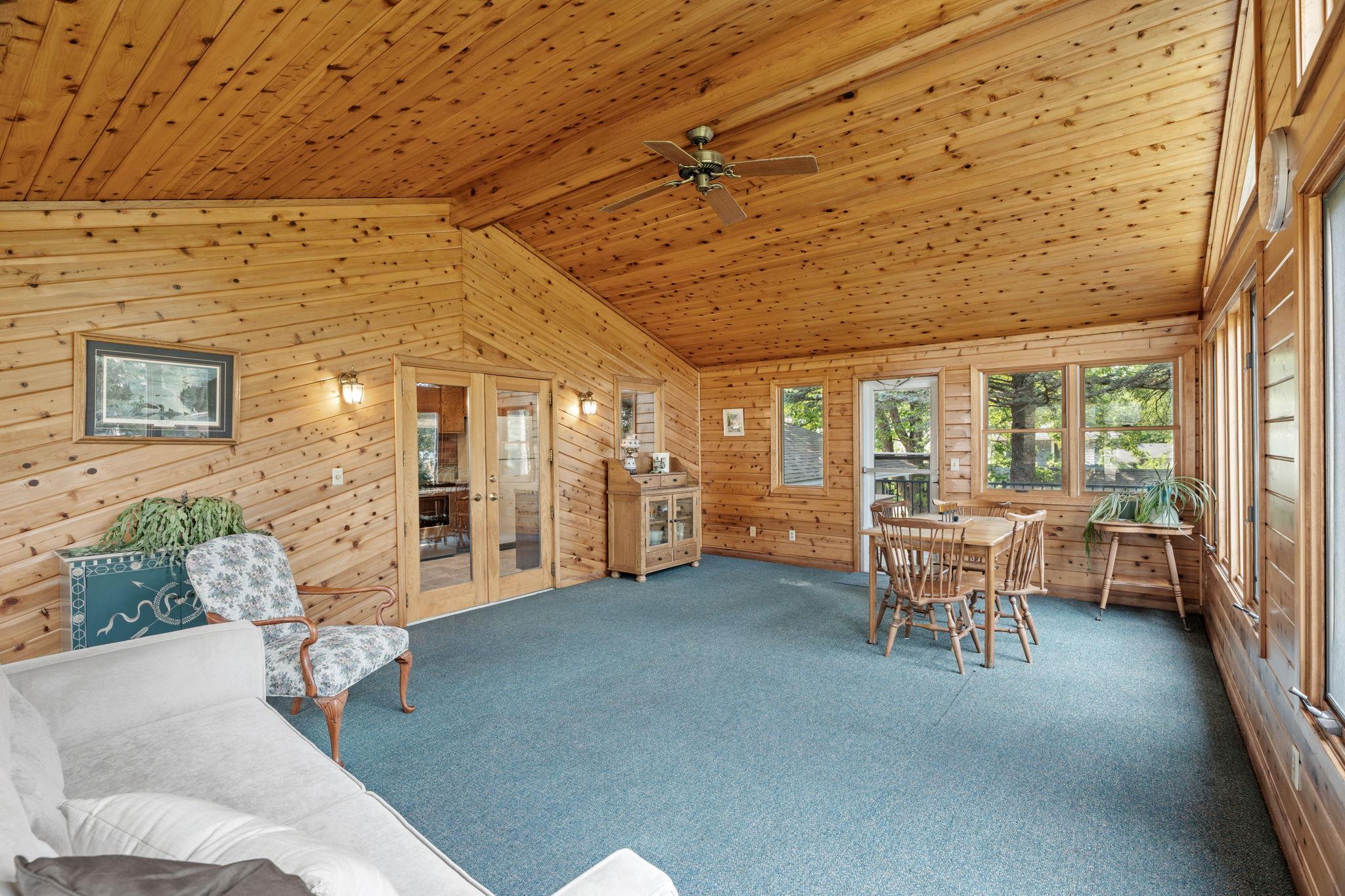 2207 Orchard Lane Property Photo 9