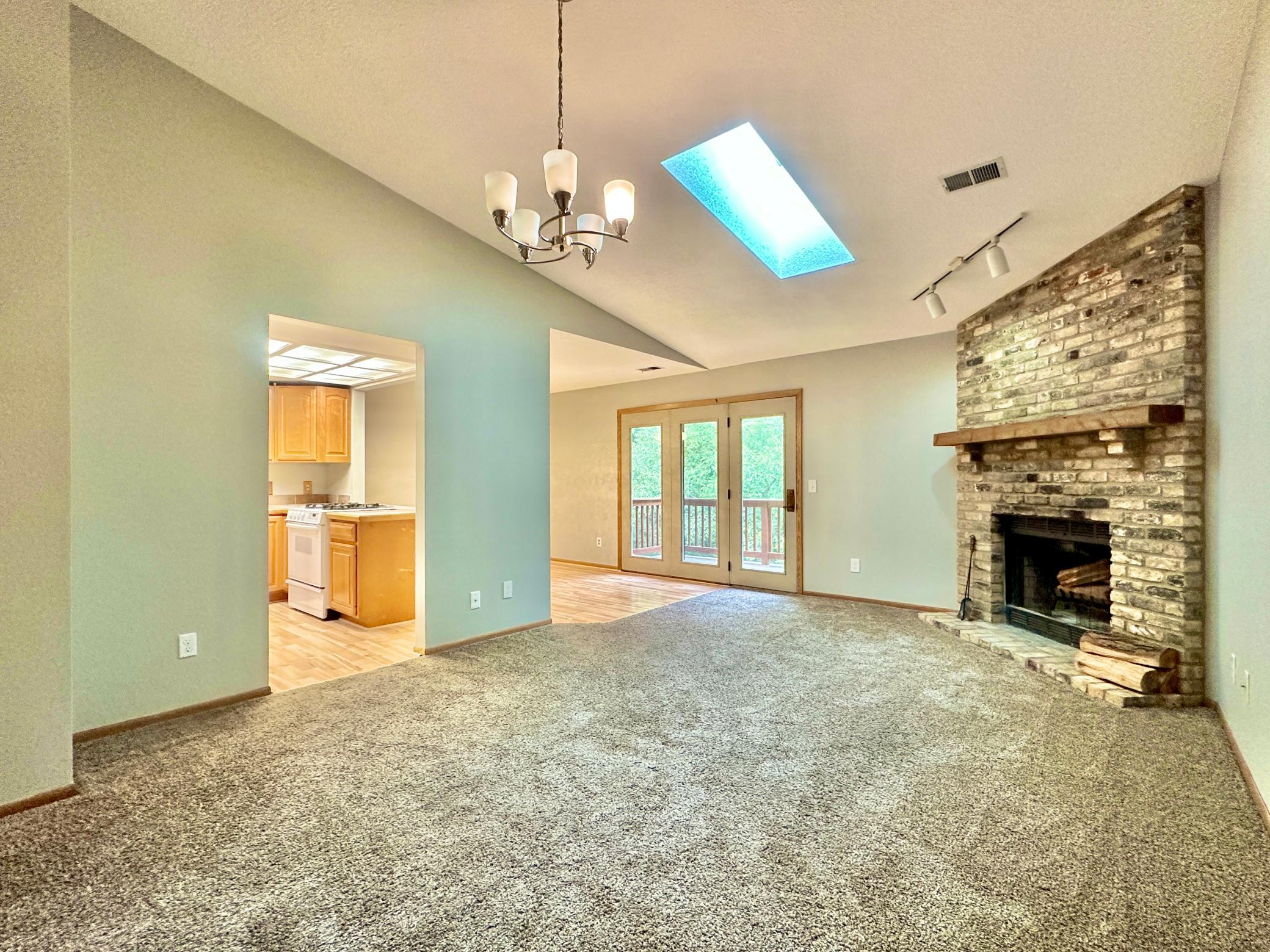 18462 Creeks Bend Drive 14