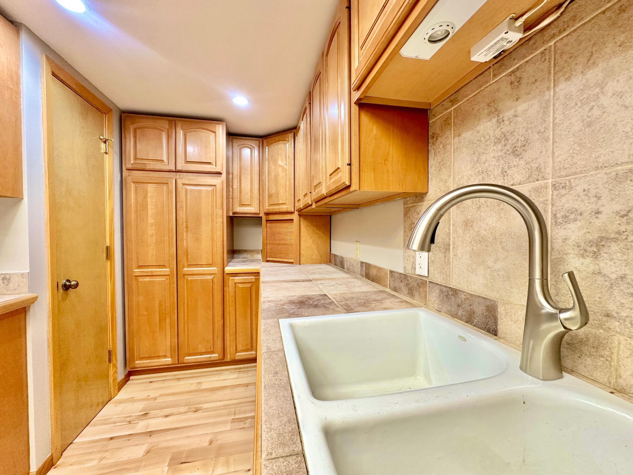 18462 Creeks Bend Drive 14 Property Photo 12