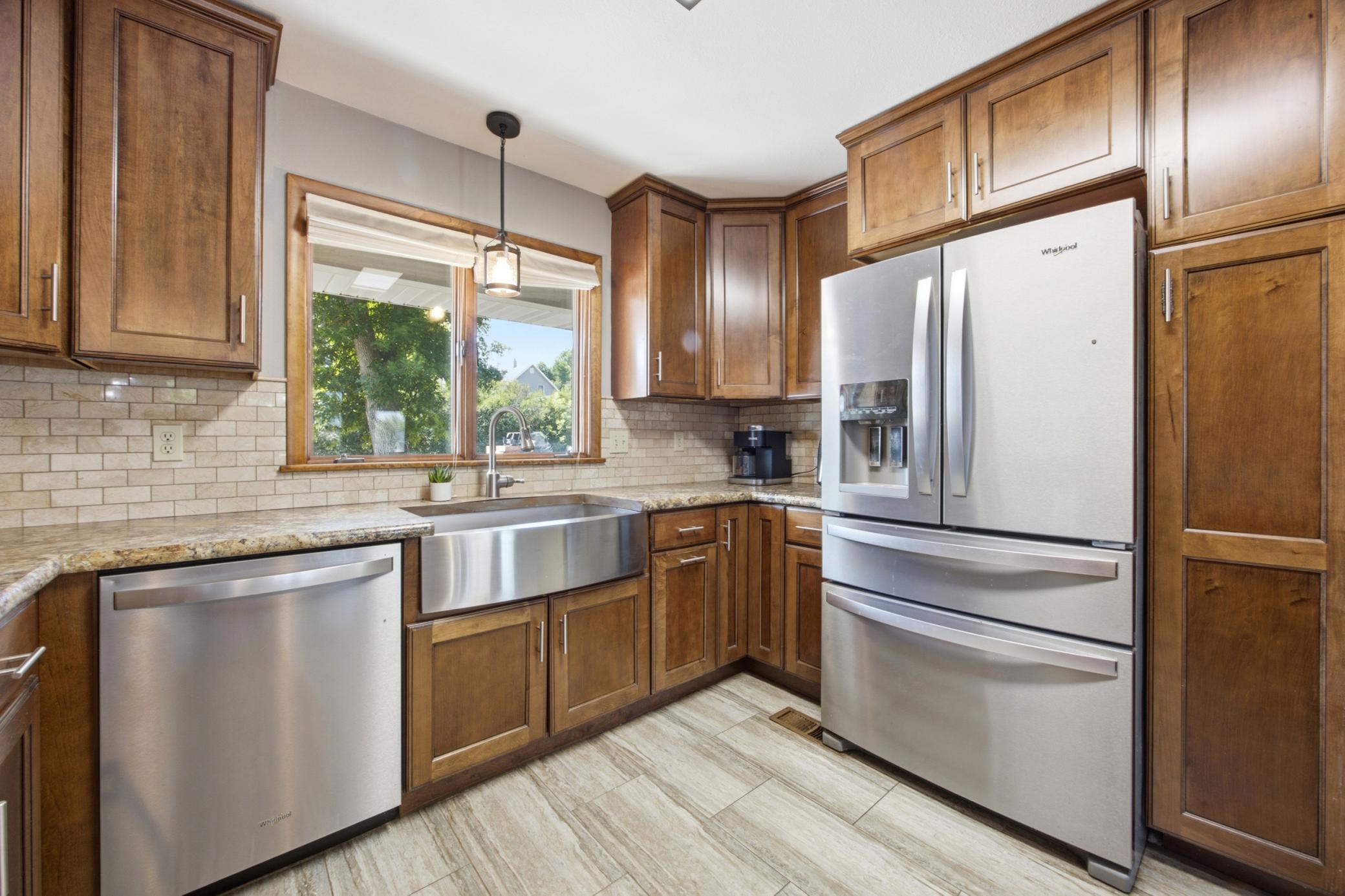 250 4th Street Property Photo 10