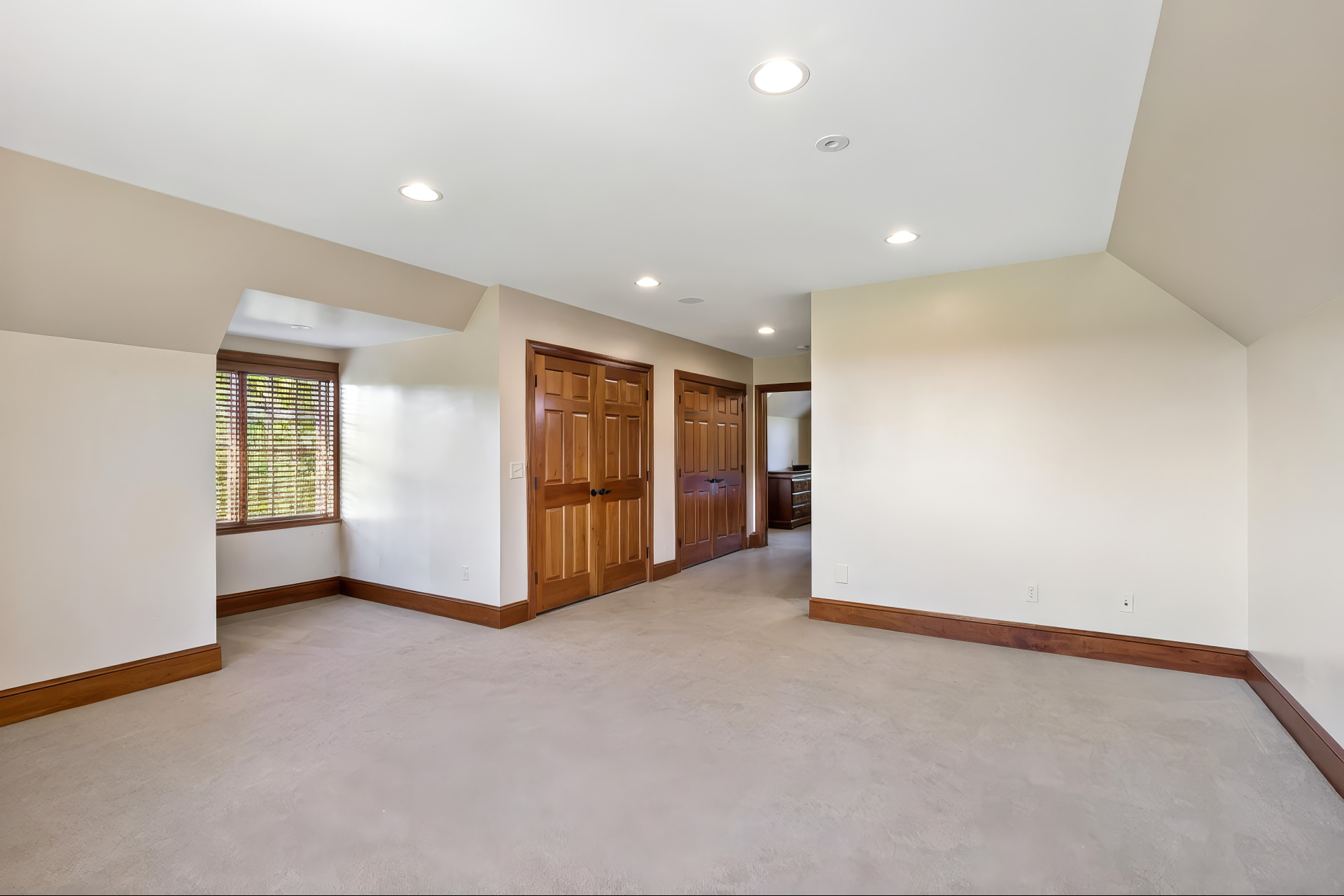 130 Bergamot Drive Property Photo 45