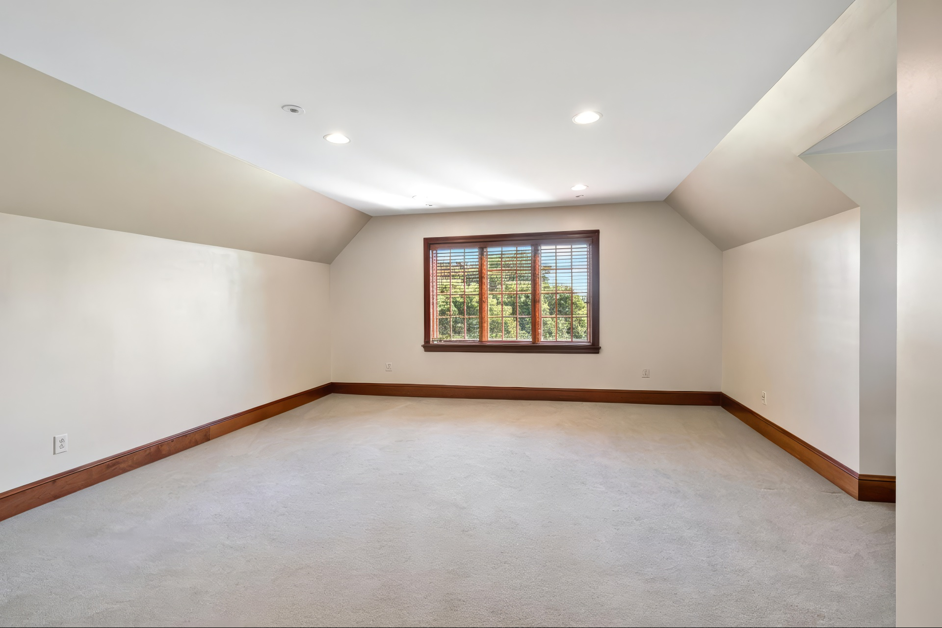 130 Bergamot Drive Property Photo 46