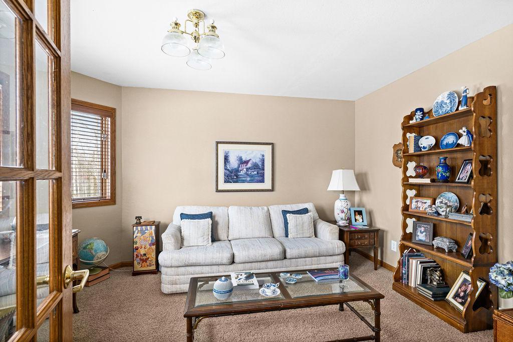 6139 Sunset Ridge N Property Photo 8