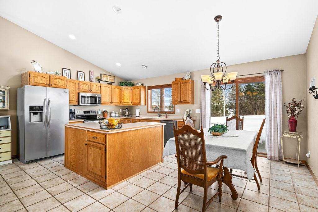 6139 Sunset Ridge N Property Photo 10