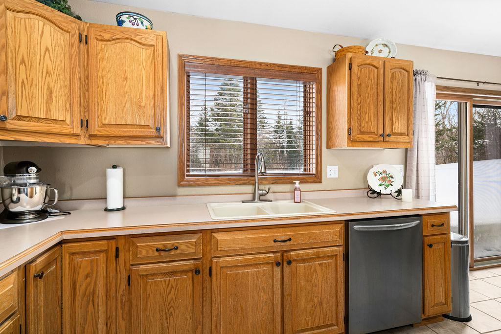 6139 Sunset Ridge N Property Photo 13