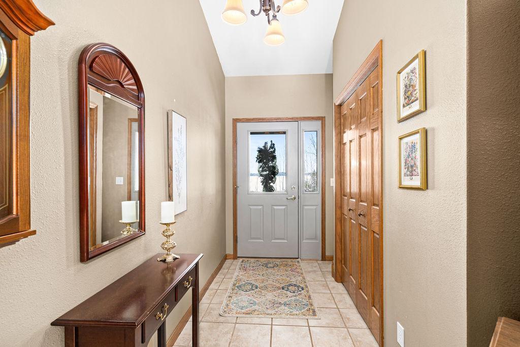6139 Sunset Ridge N Property Photo 14