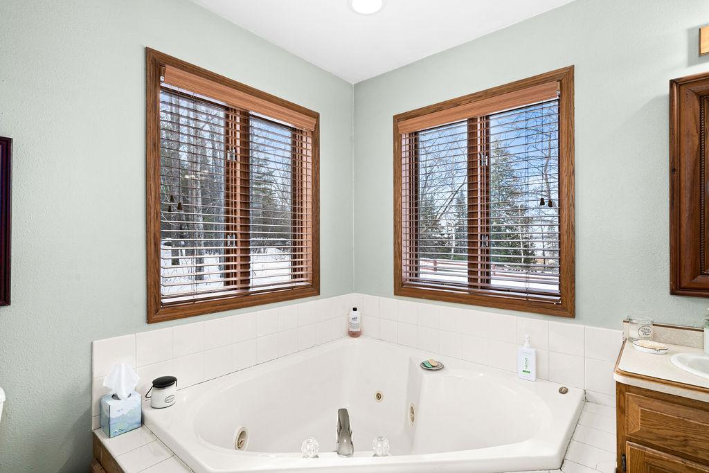 6139 Sunset Ridge N Property Photo 18