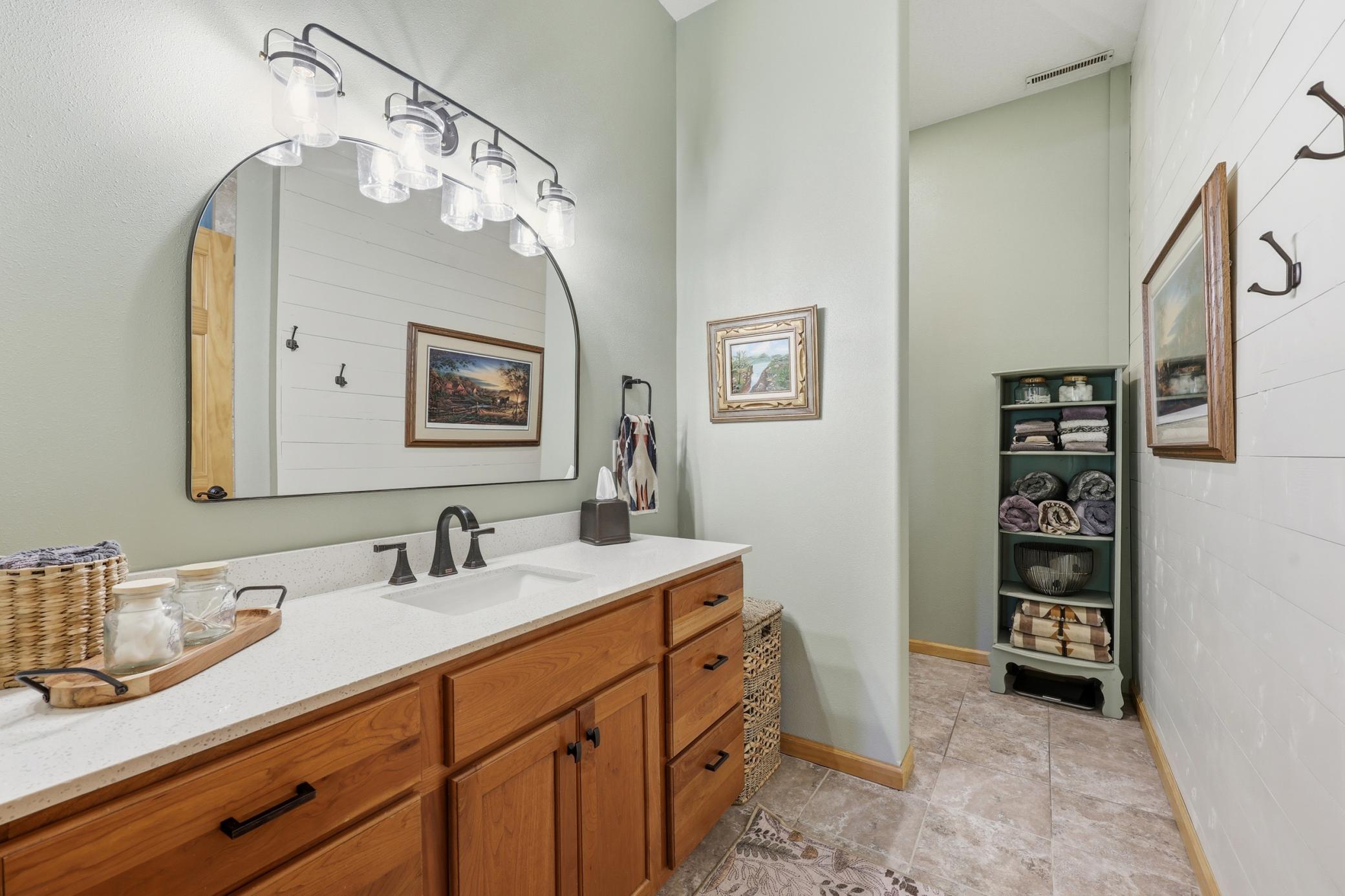 32955 Carlson Drive Property Photo 15