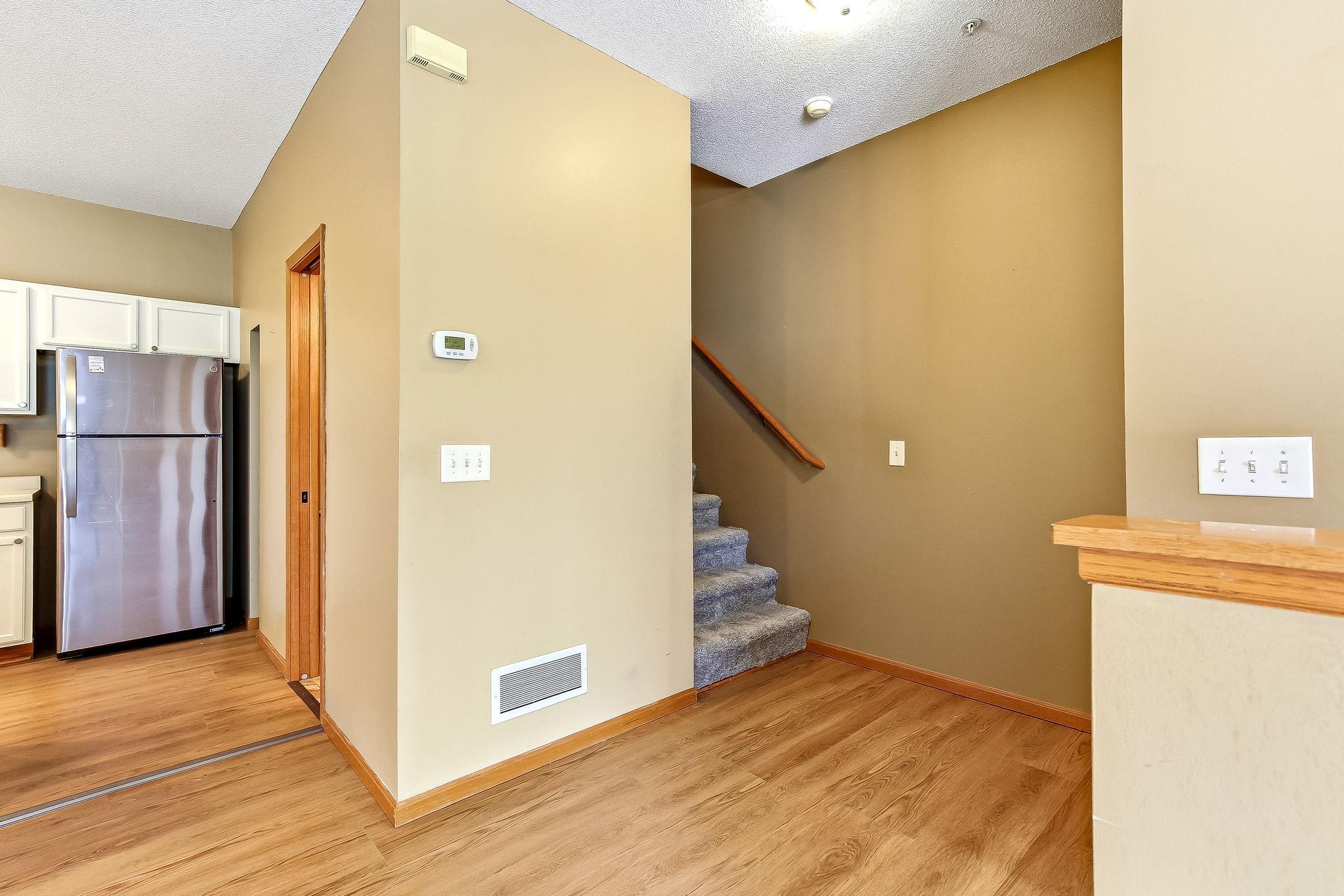 428 Willoughby Way W Property Photo 13