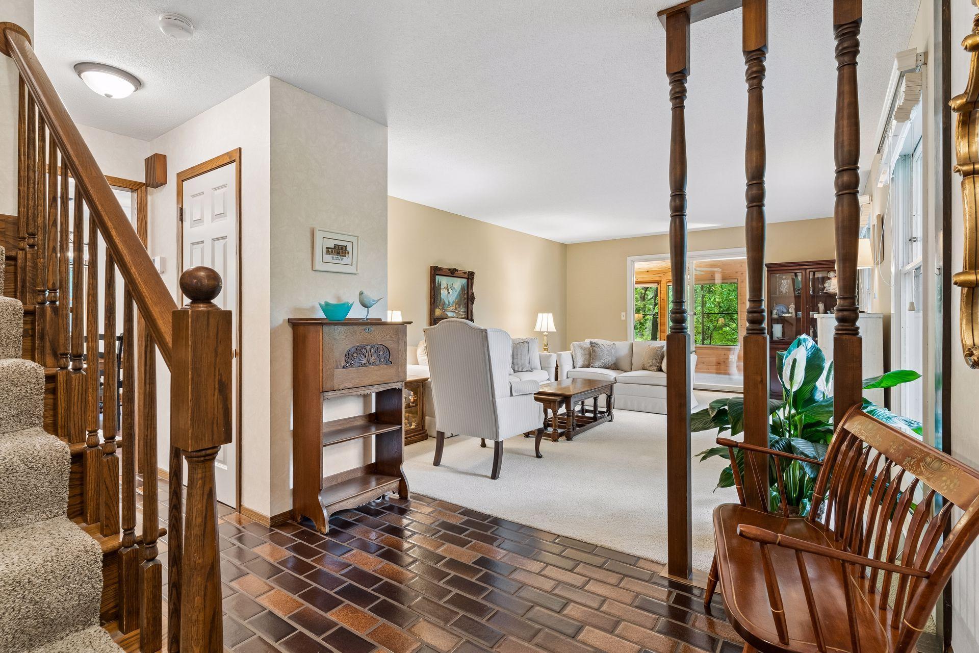 360 Quail Road Property Photo 10
