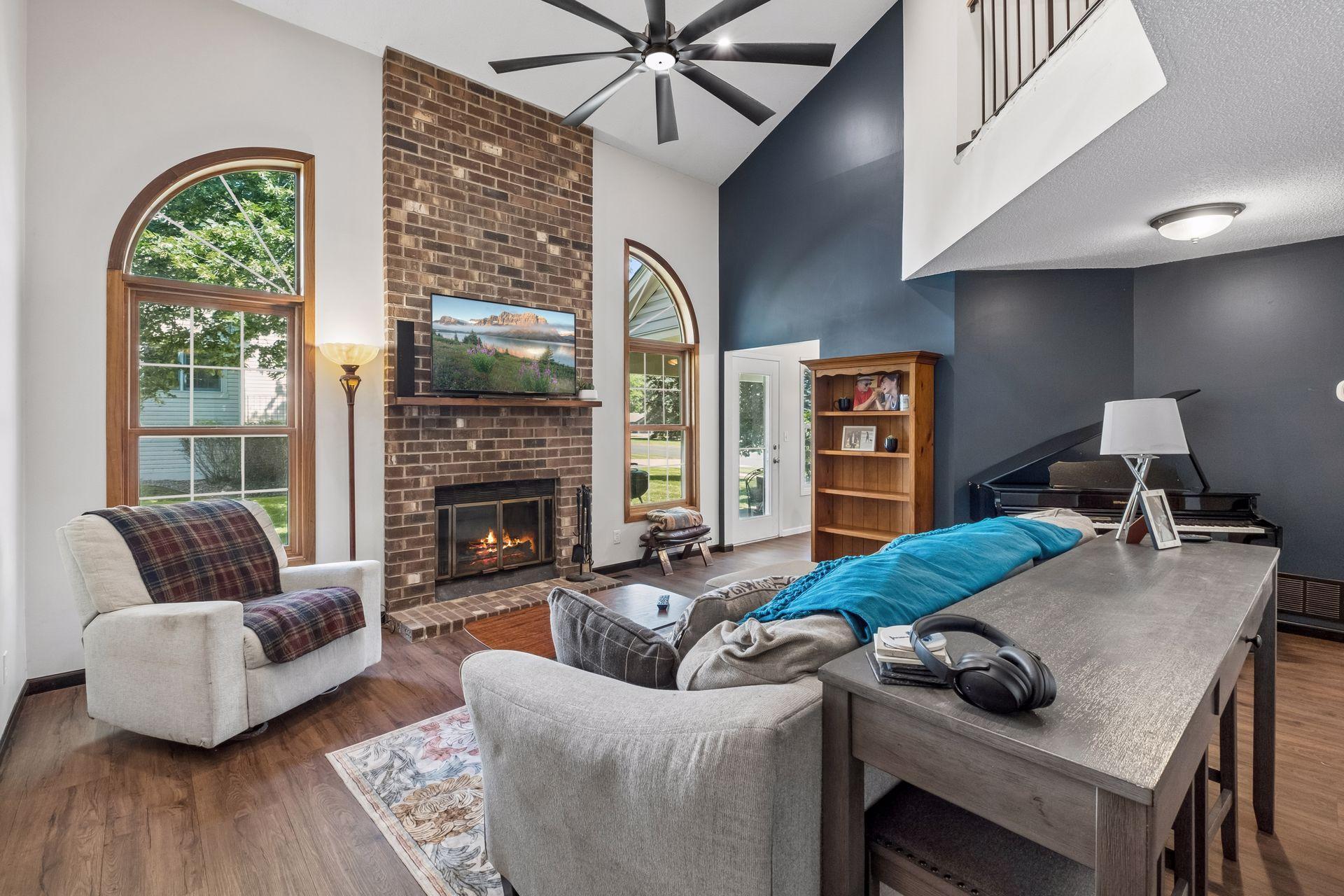 11081 Oregon Curve Property Photo 3