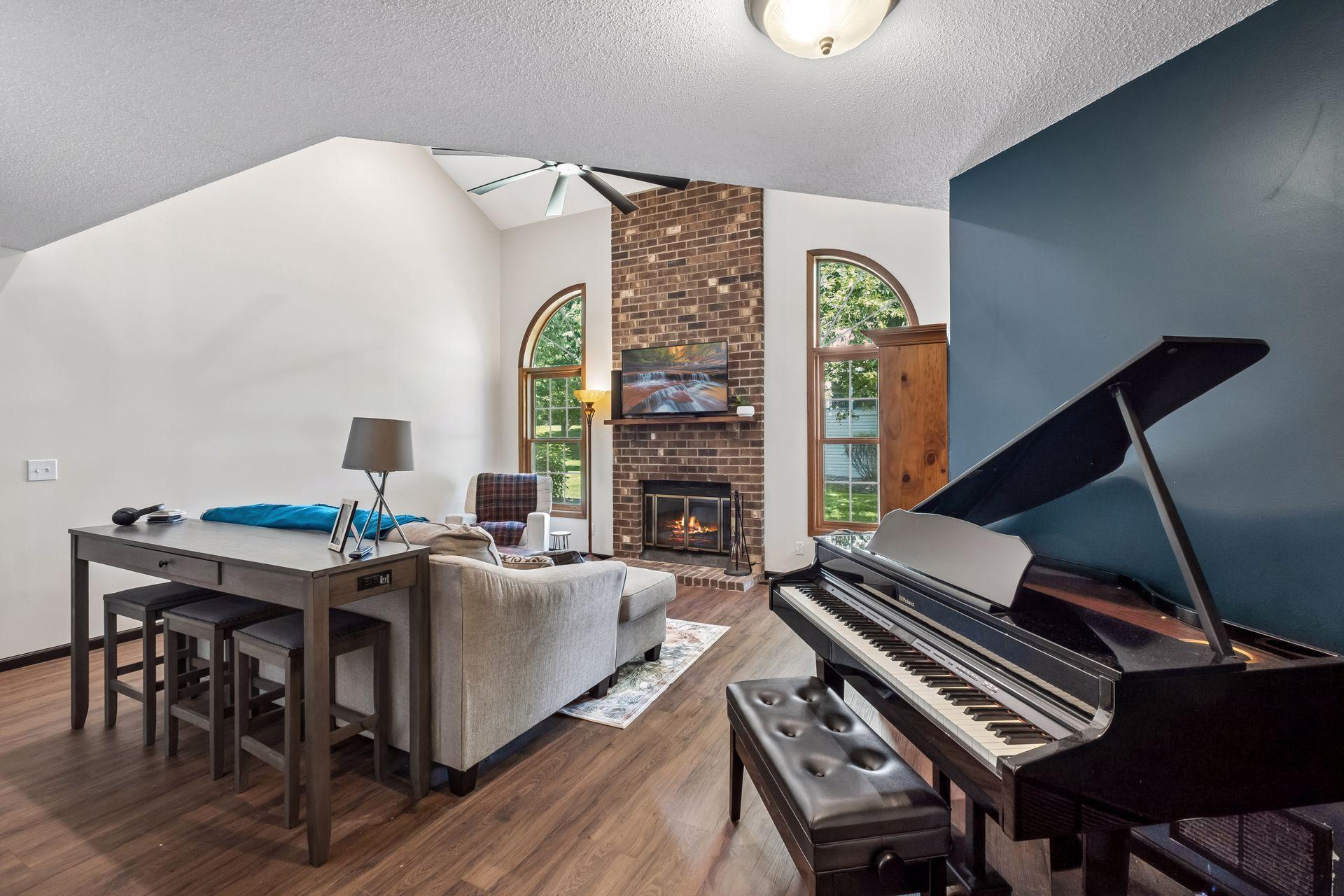11081 Oregon Curve Property Photo 4