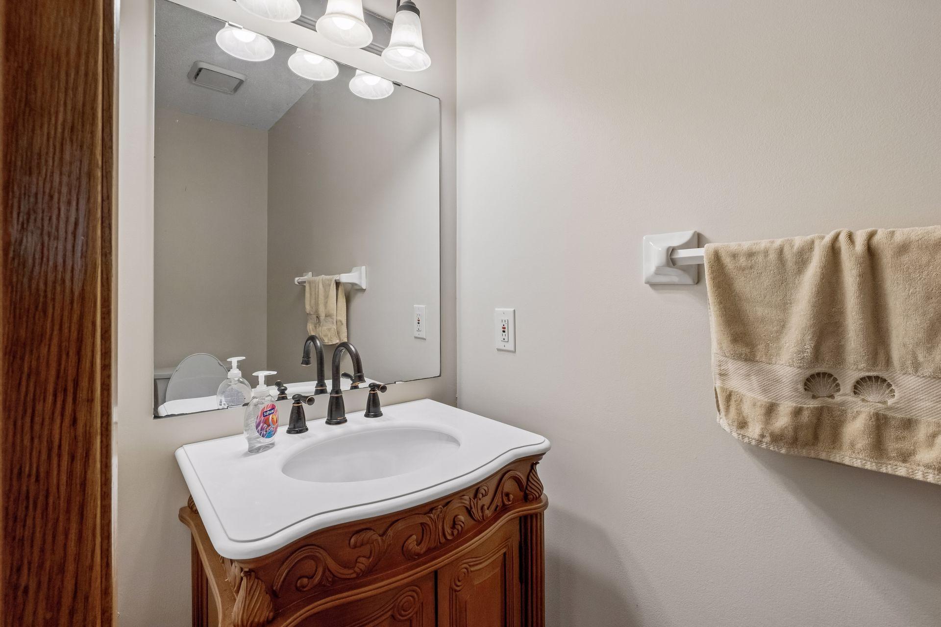 11081 Oregon Curve Property Photo 7