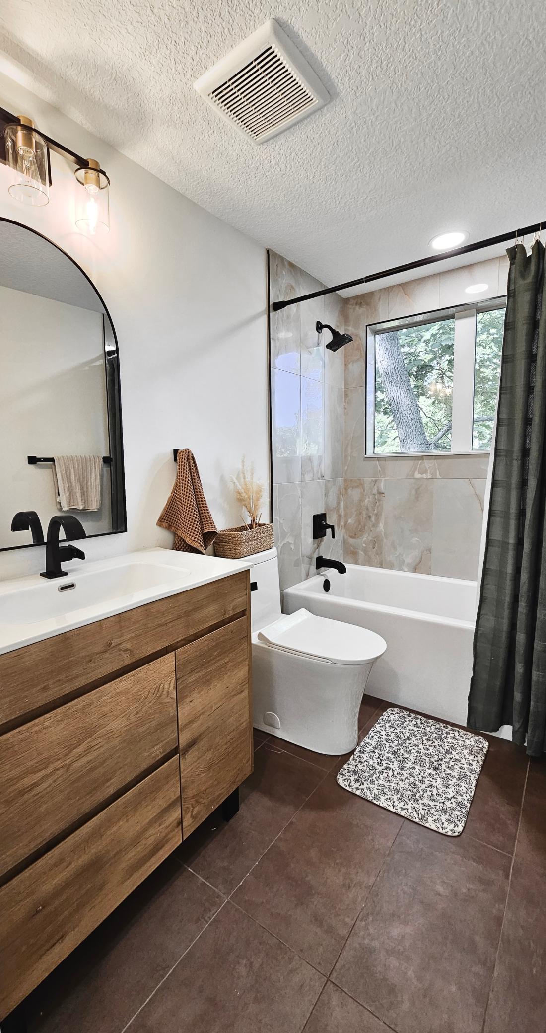 18415 Jamaica Path Property Photo 26