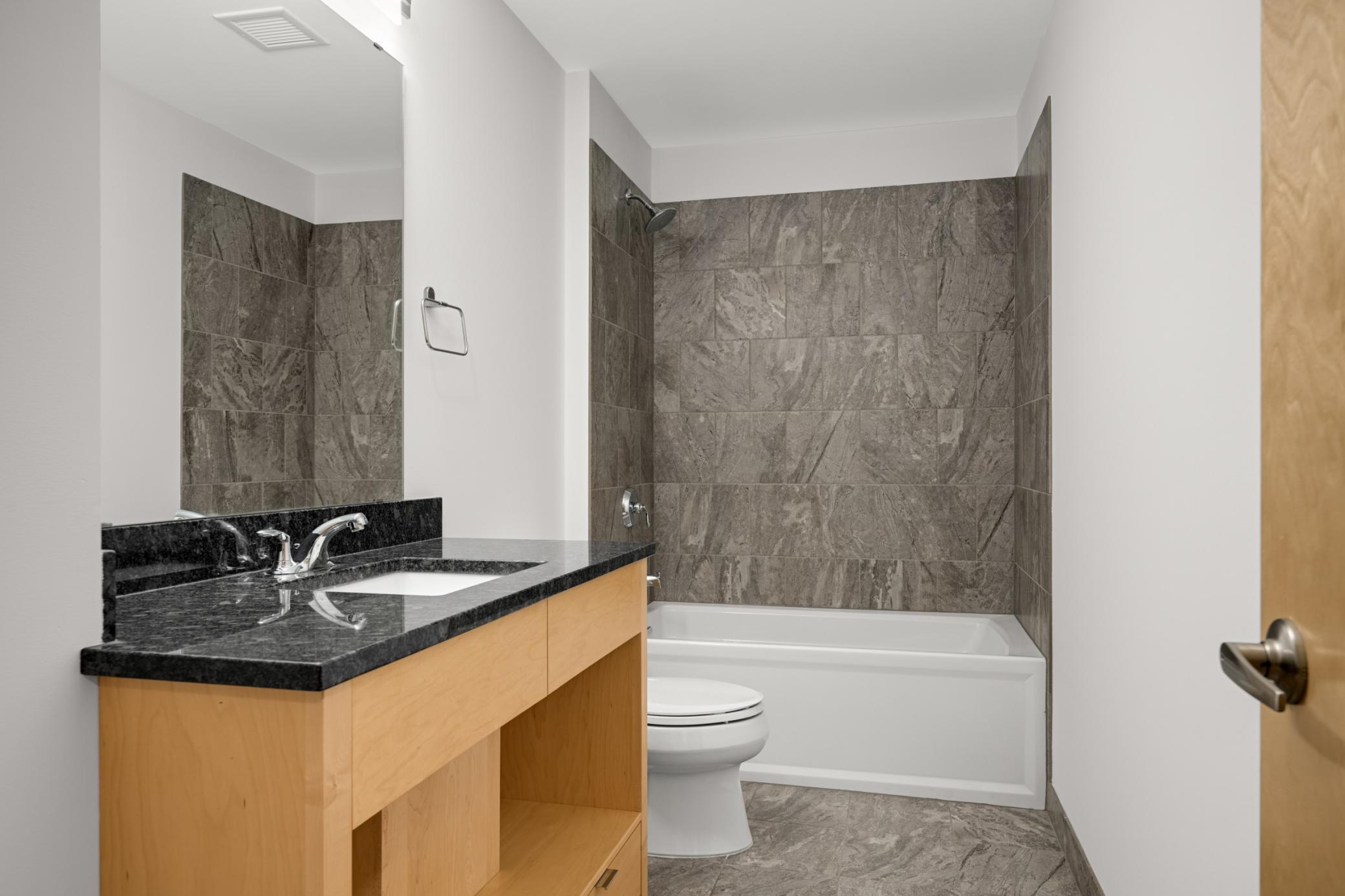 1240 S 2nd Street 311 Property Photo 23