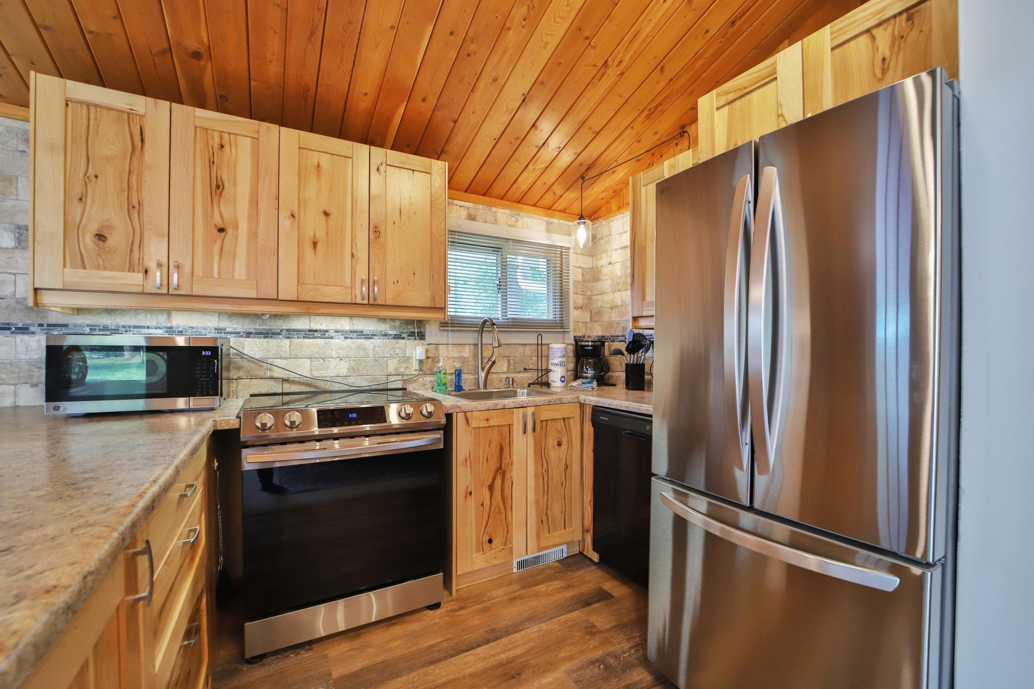 29872 Canary Lane Property Photo 4