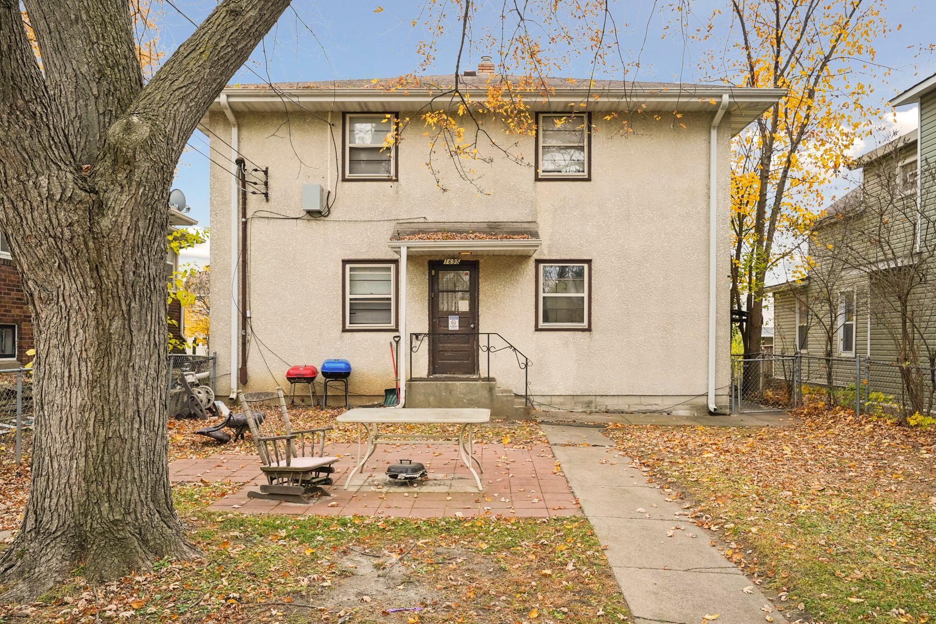 1695 7th Street E Property Photo 3