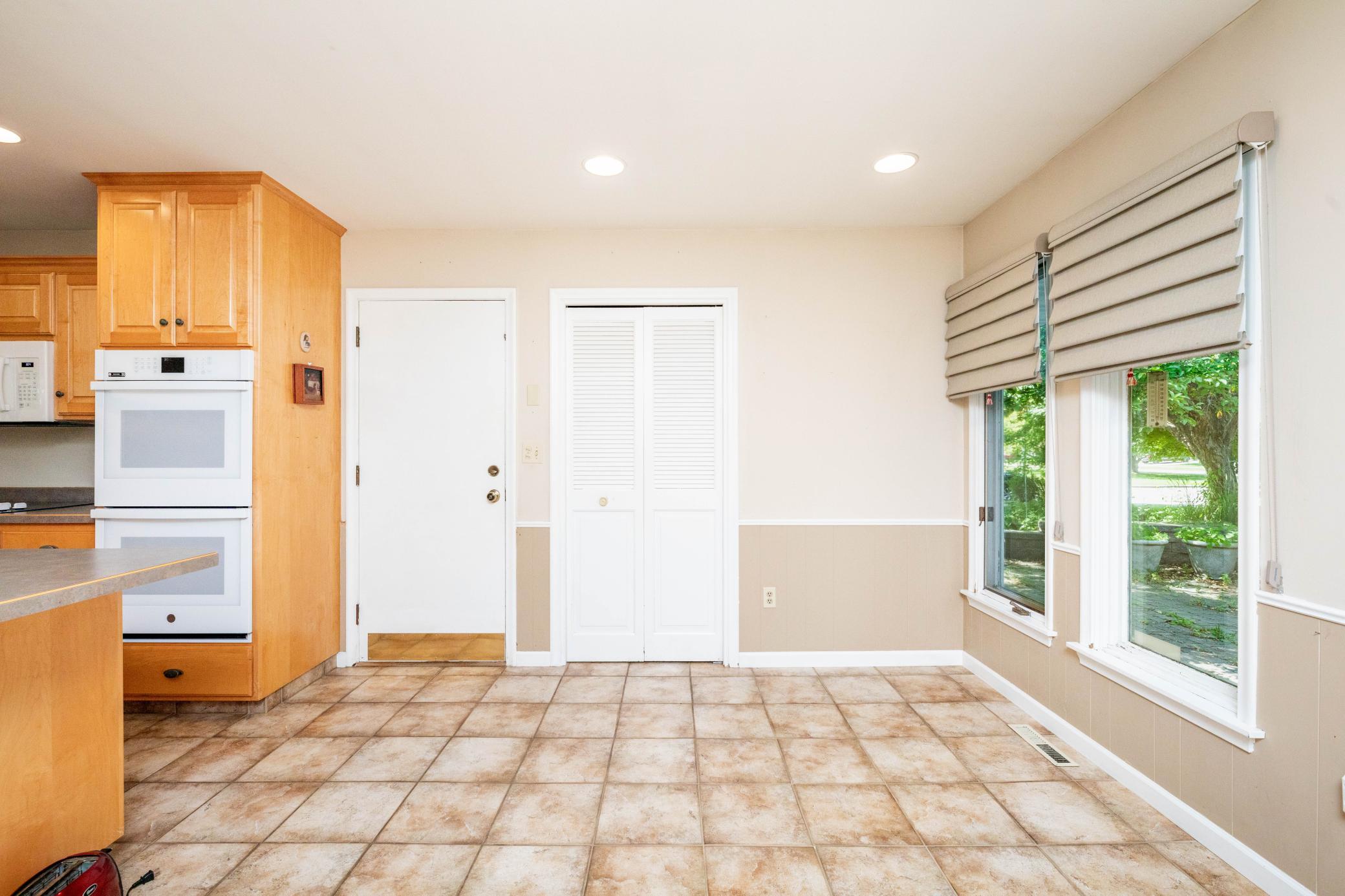 2474 W Country Club Drive S Property Photo 14