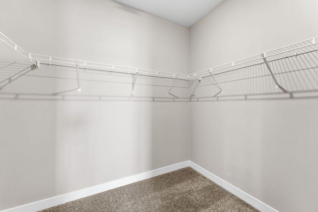 955 Greenlawn Avenue Property Photo 14