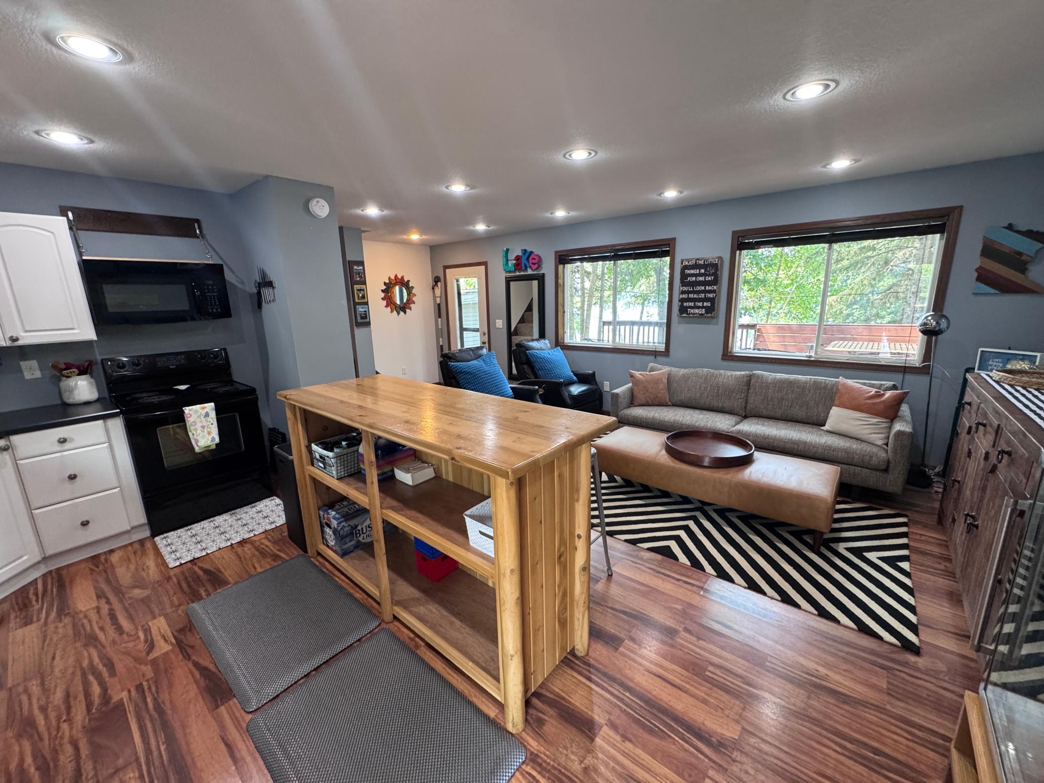 31488 E Round Lake Road Property Photo 8