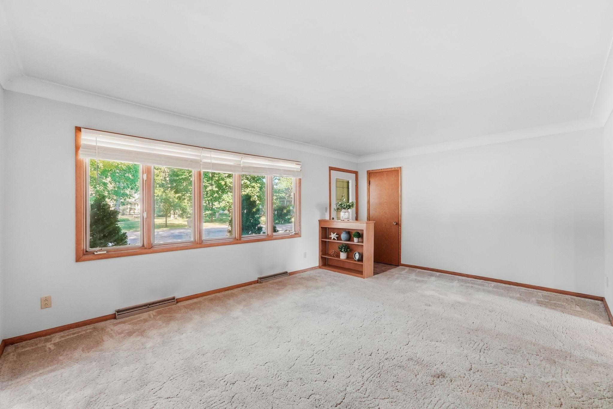 202 34th Avenue N Property Photo 10