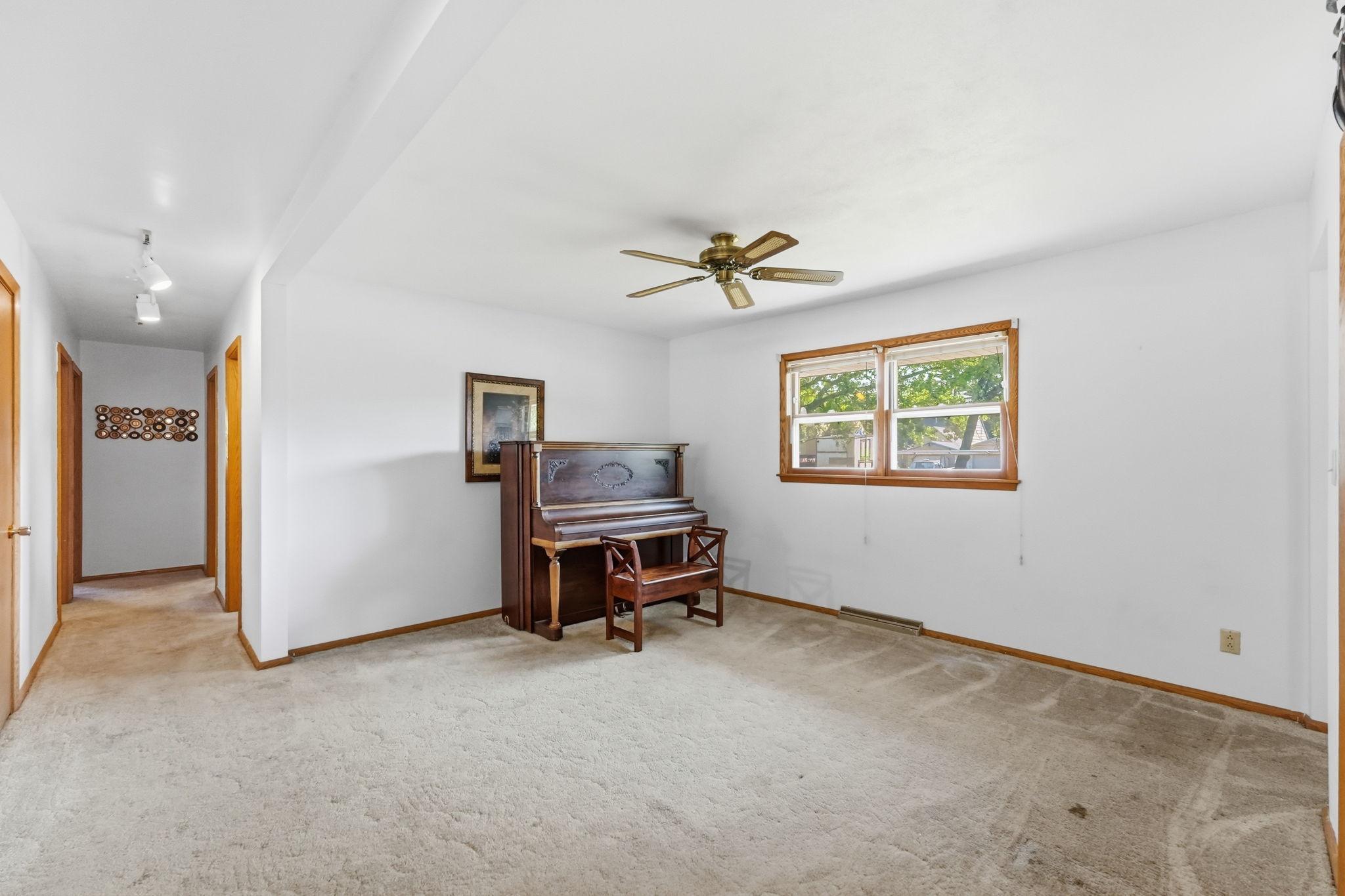 202 34th Avenue N Property Photo 14