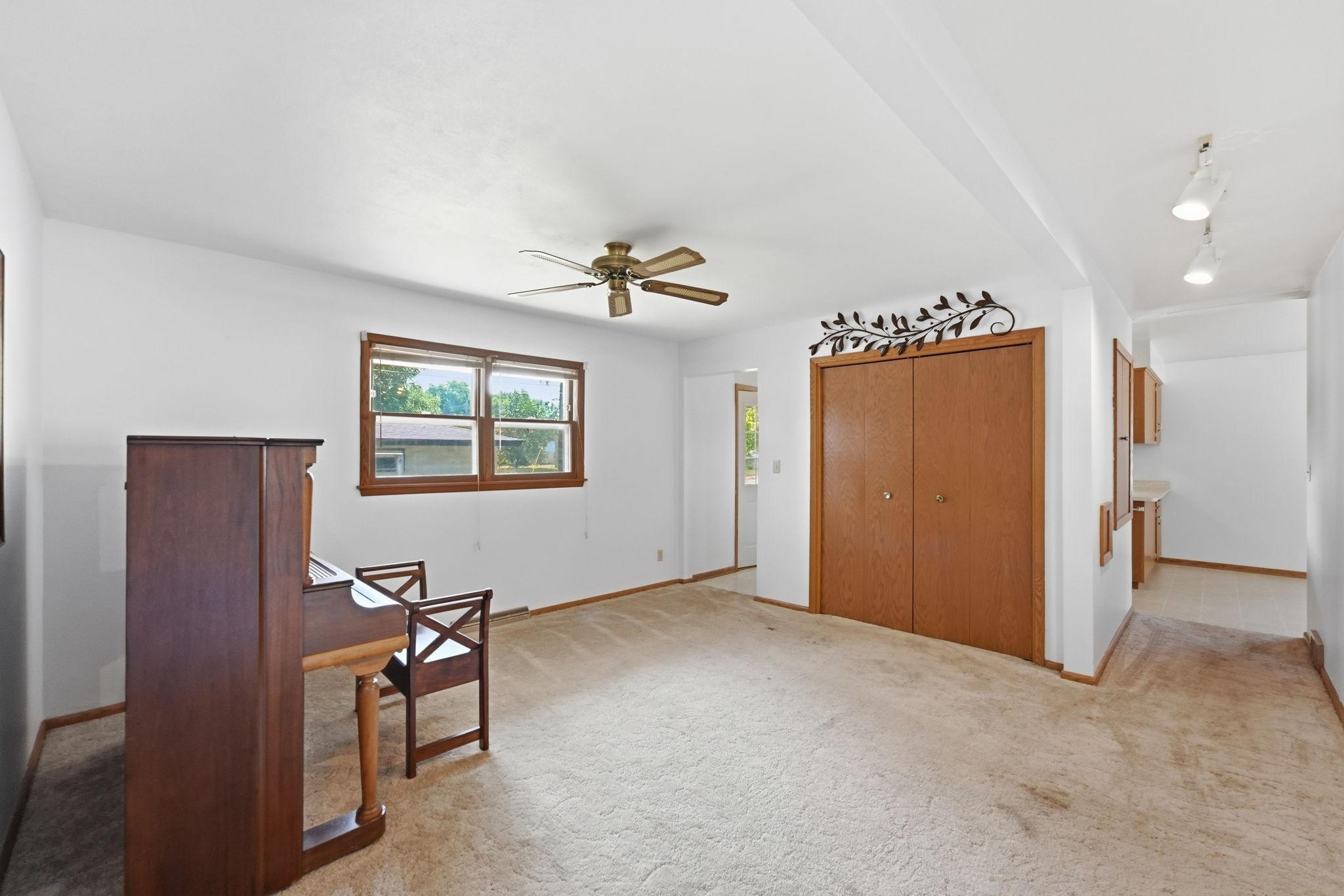 202 34th Avenue N Property Photo 16