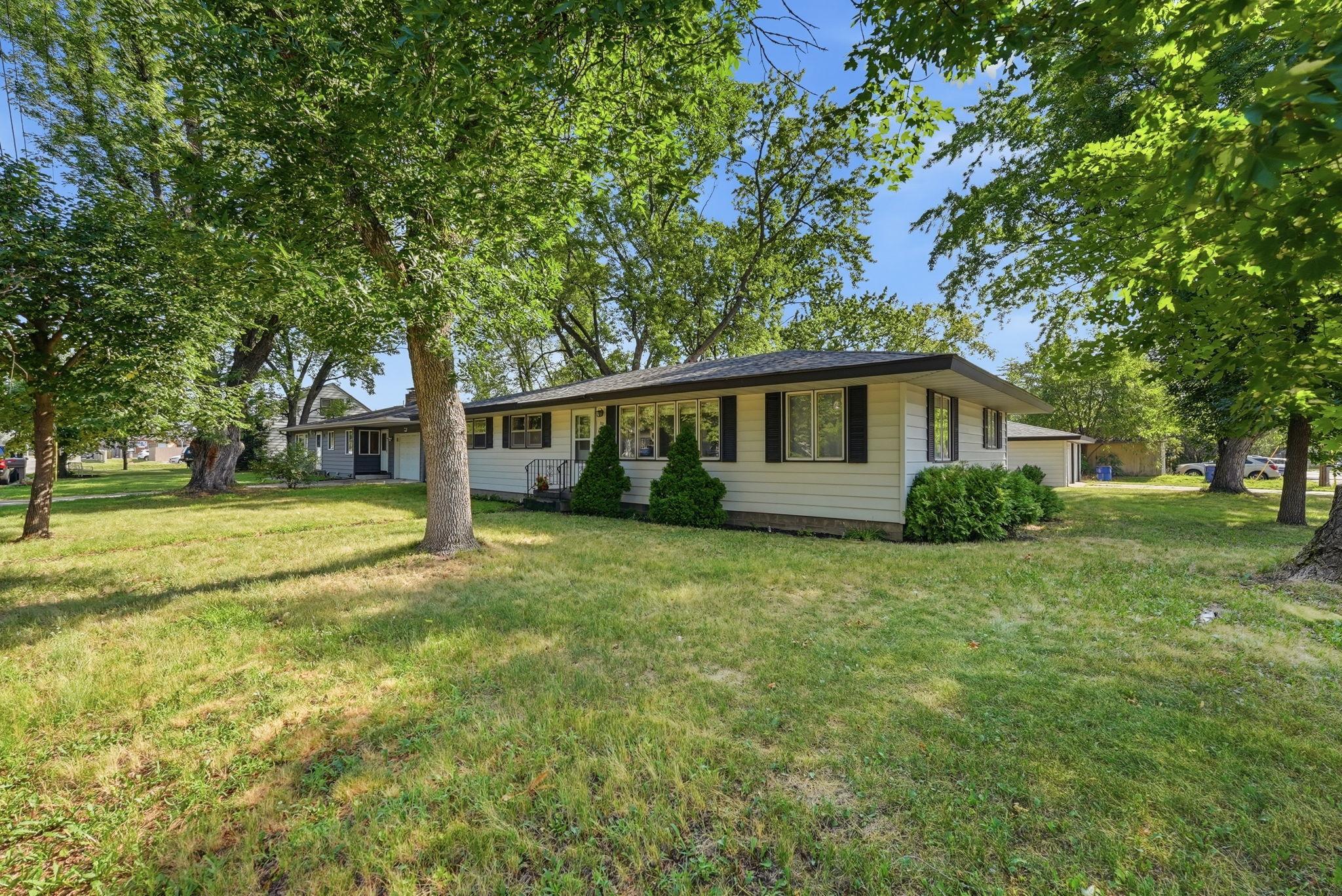 202 34th Avenue N Property Photo 30