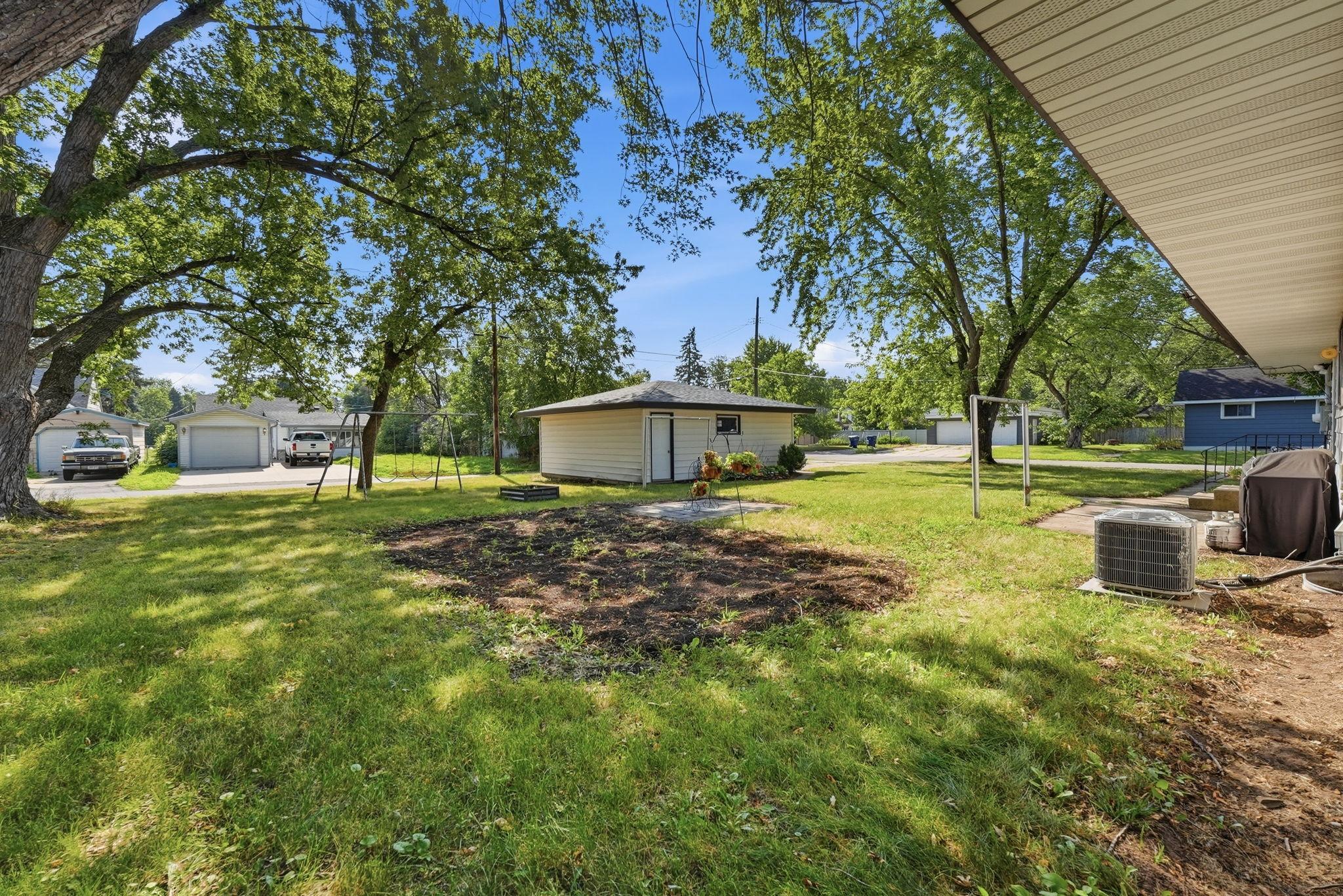 202 34th Avenue N Property Photo 31