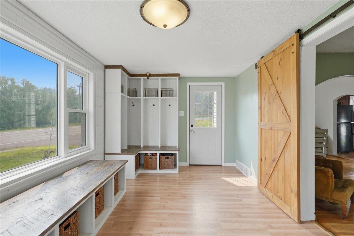 825 1st Avenue Property Photo 4